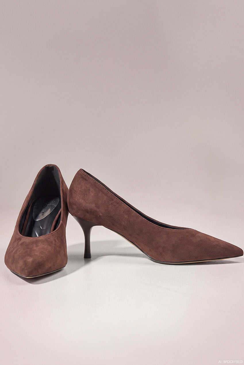 Classic Low Cut Stiletto Style Suede Court Heels - Brown SH24