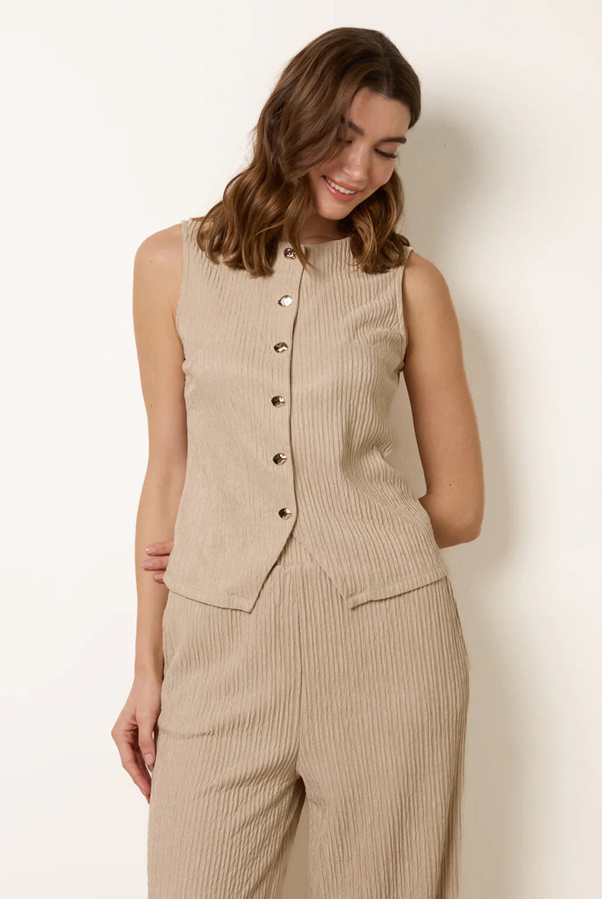 Crew Neck Button Through Vest SS26008B001