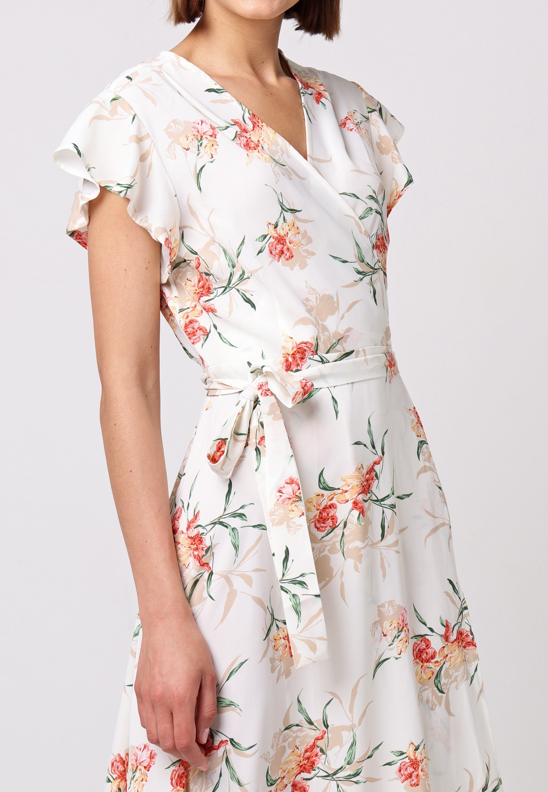 Wrap Maxi Dress With Cap Sleeve In White Floral T038908WHTF