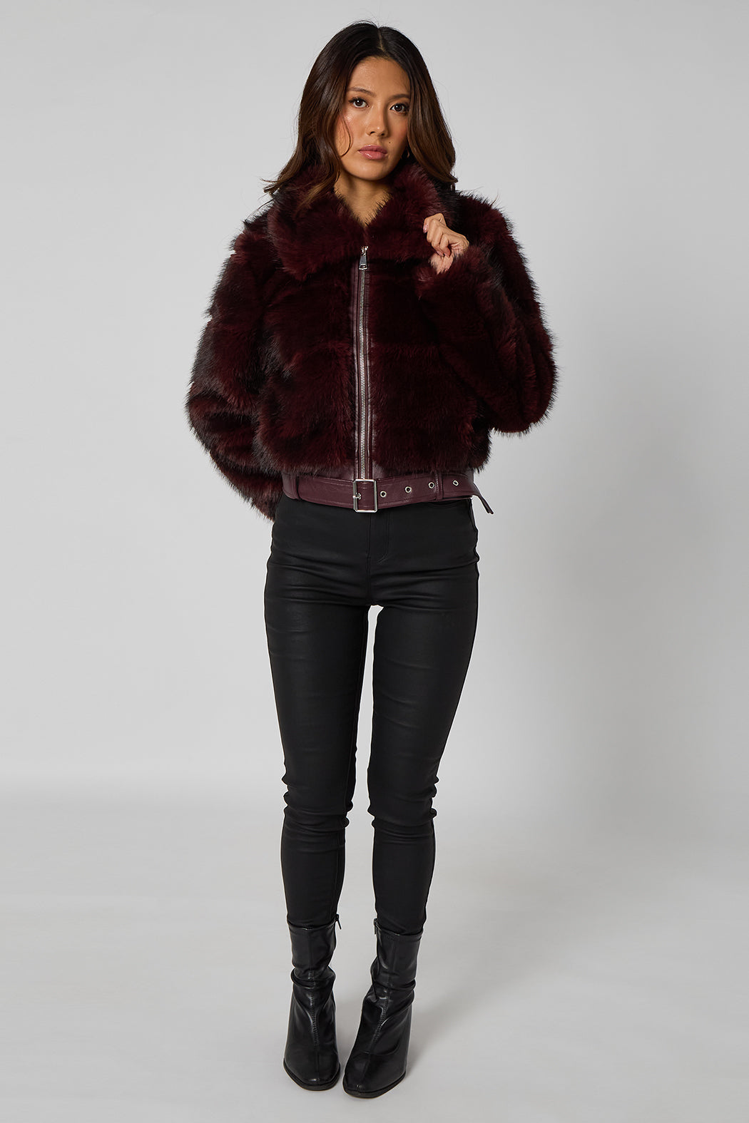 Cut Faux Fur Belted Bomber Jacket 40JKT37904