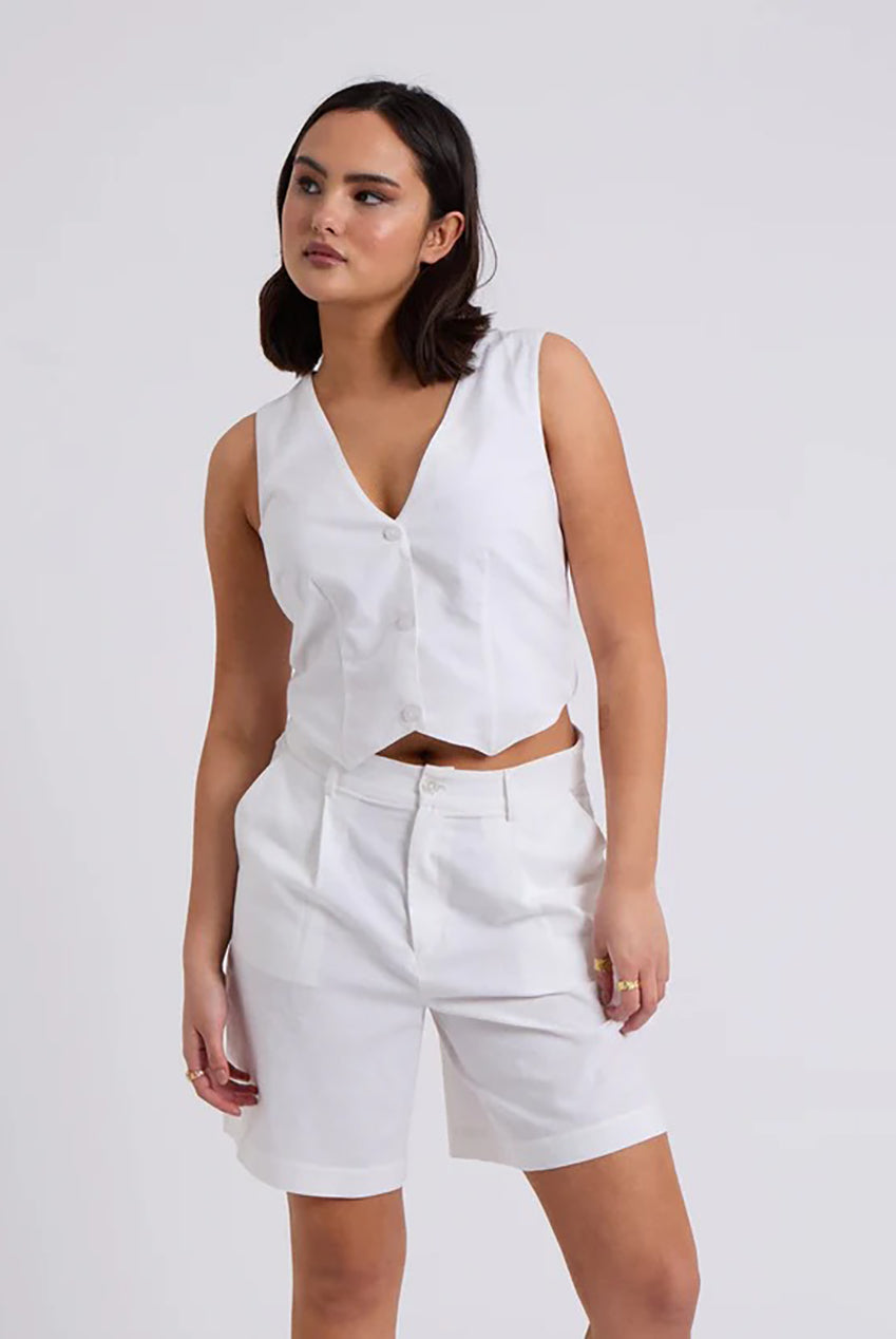 White Linen Blend Short 40TRS32889