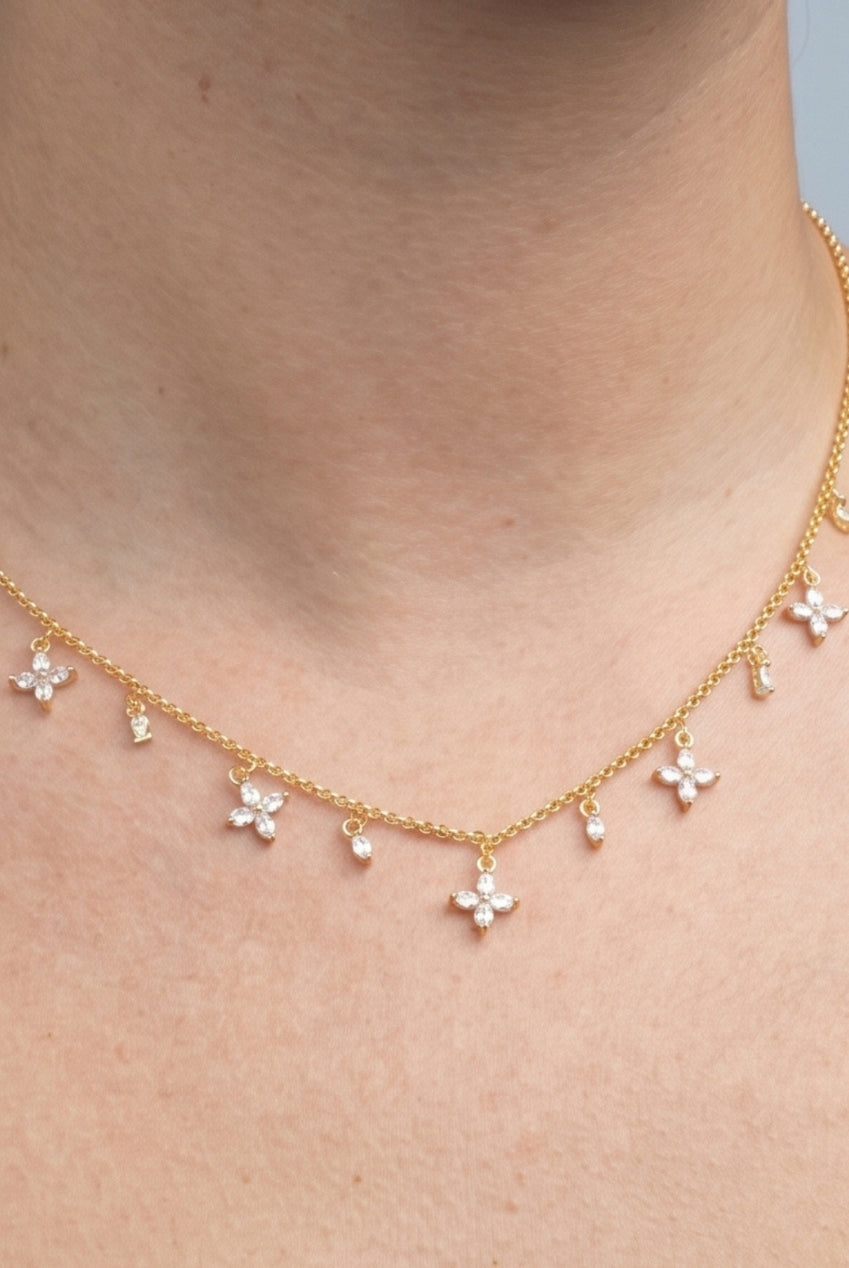 Kinmokusei Gold Floral Necklace US01-10239