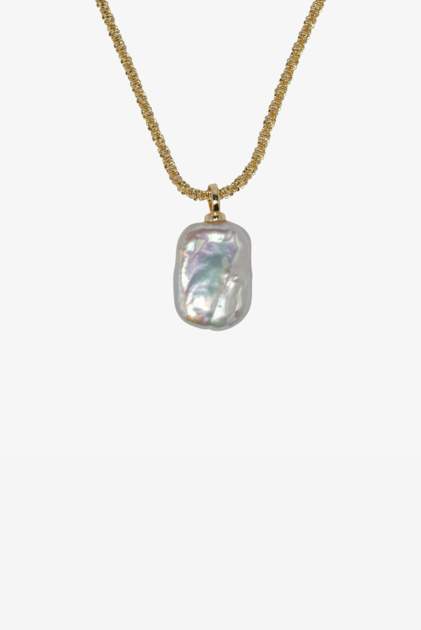 Shinju Gold Square Necklace US01-11007