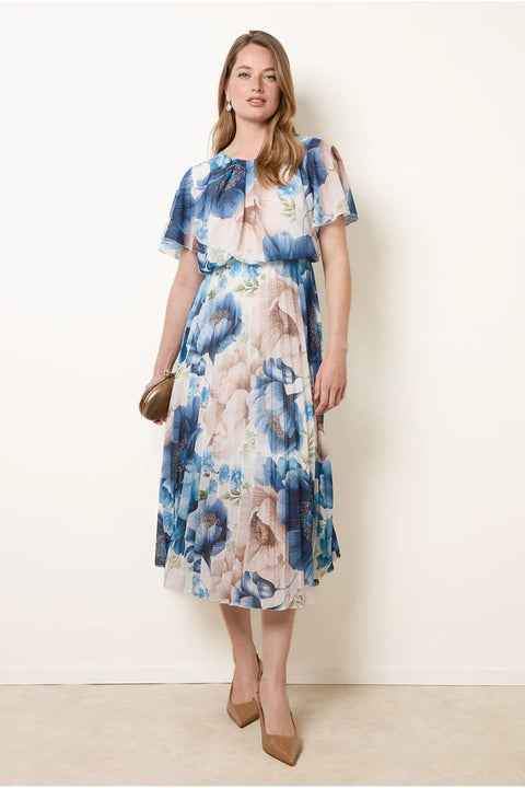 Pleated Scoop Neck Short Sleeve Floral Dress by Blue Vanilla