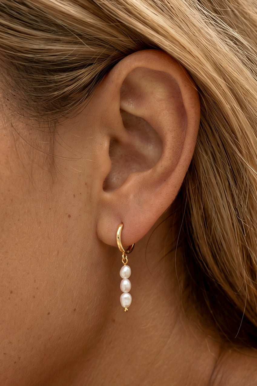 Gold Or Silver Baroque Pearl Huggie Hoop Earrings 324