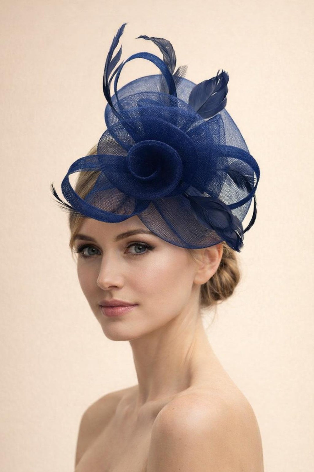 Floral Fascinator With A Wide Base In Navy HA301815