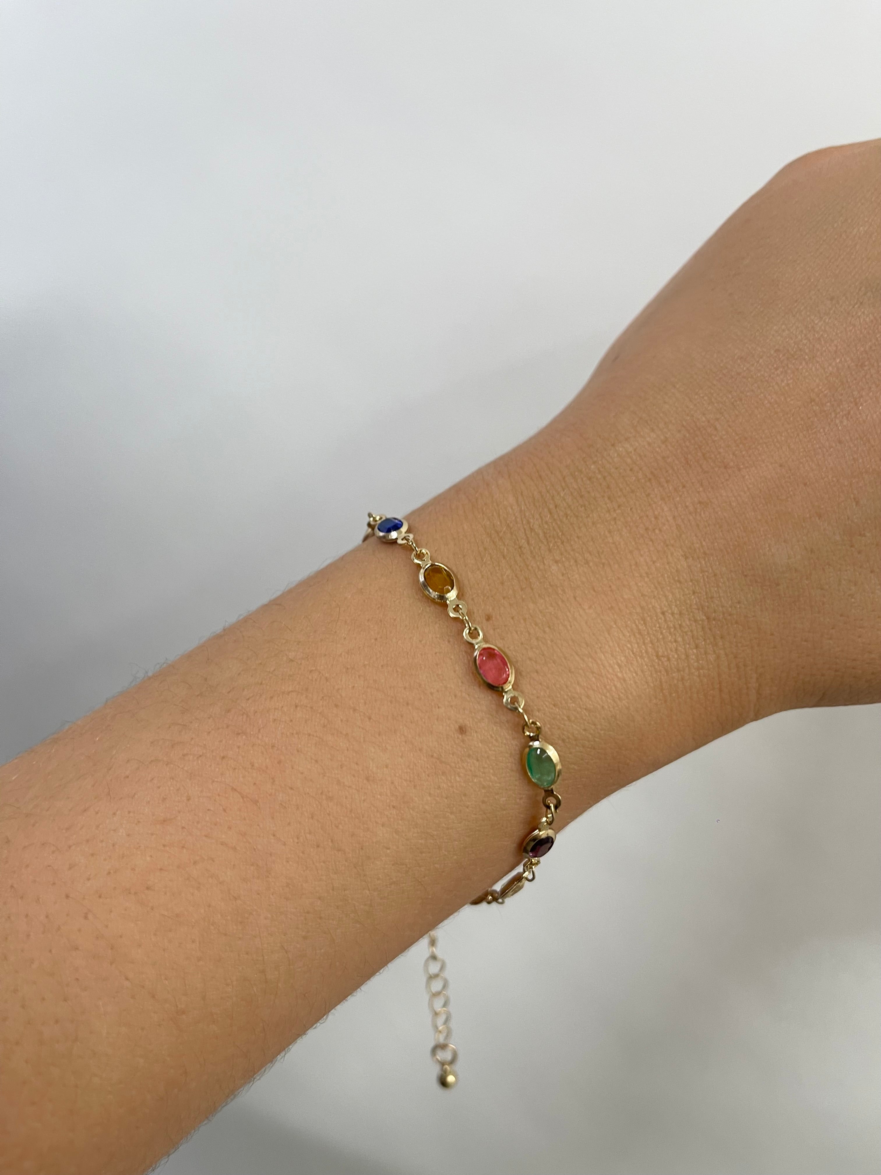 Multicolour Oval Chain Bracelet JE402001