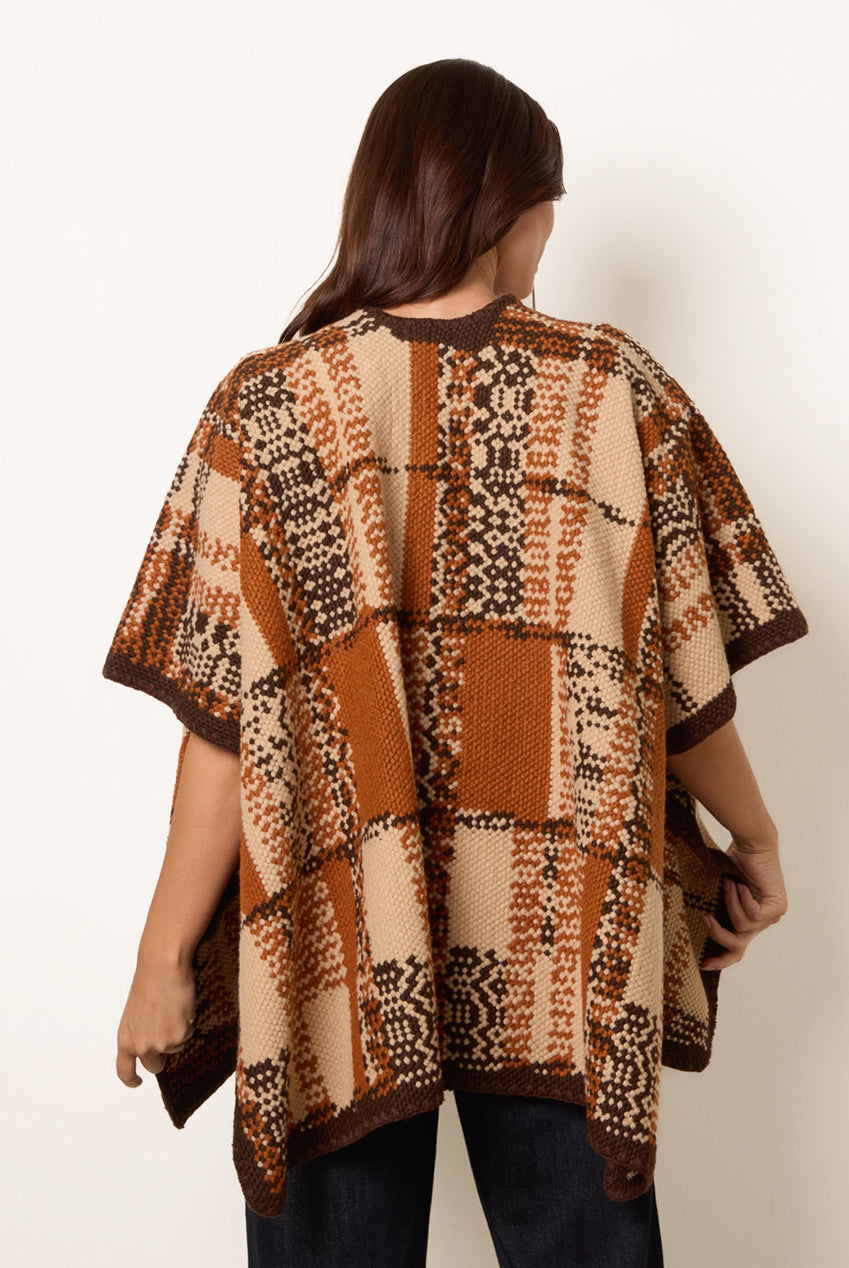 Geometric Patchwork Poncho WF5871BV025