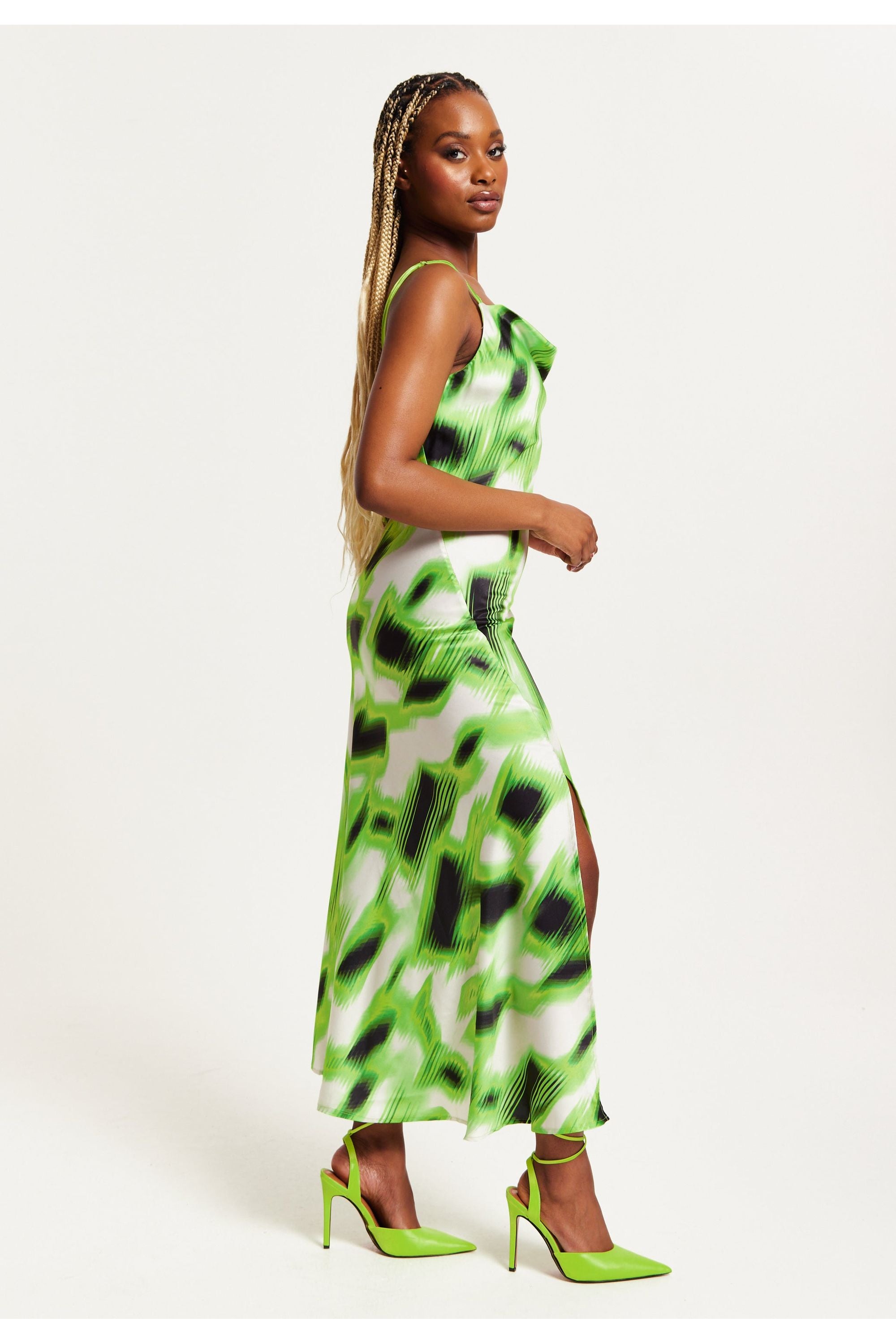 Green And Black Abstract Print Cowl Neck Midi Dress YD27255