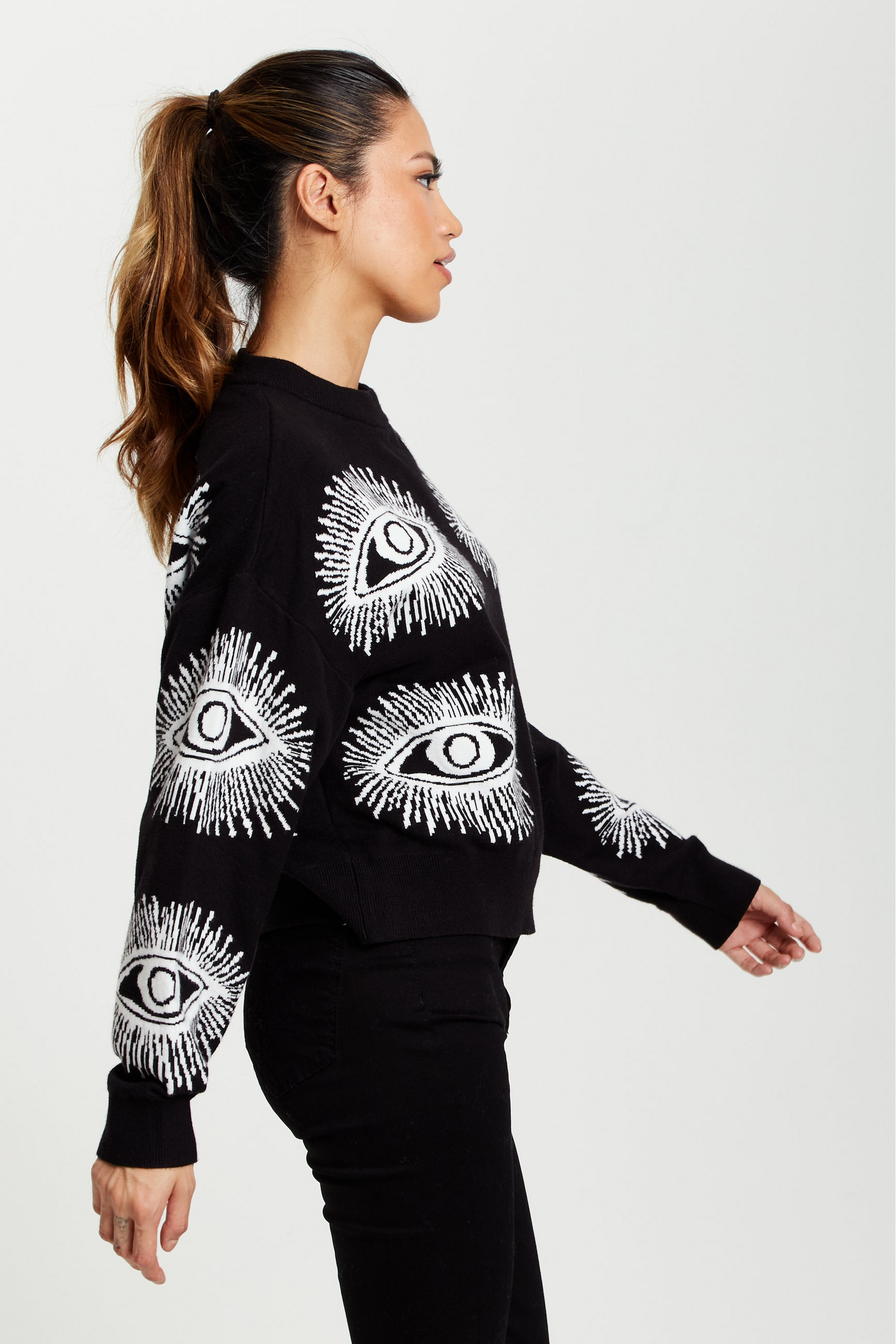 Eye Pattern Jumper In Black A5-128-LIQ23KN003