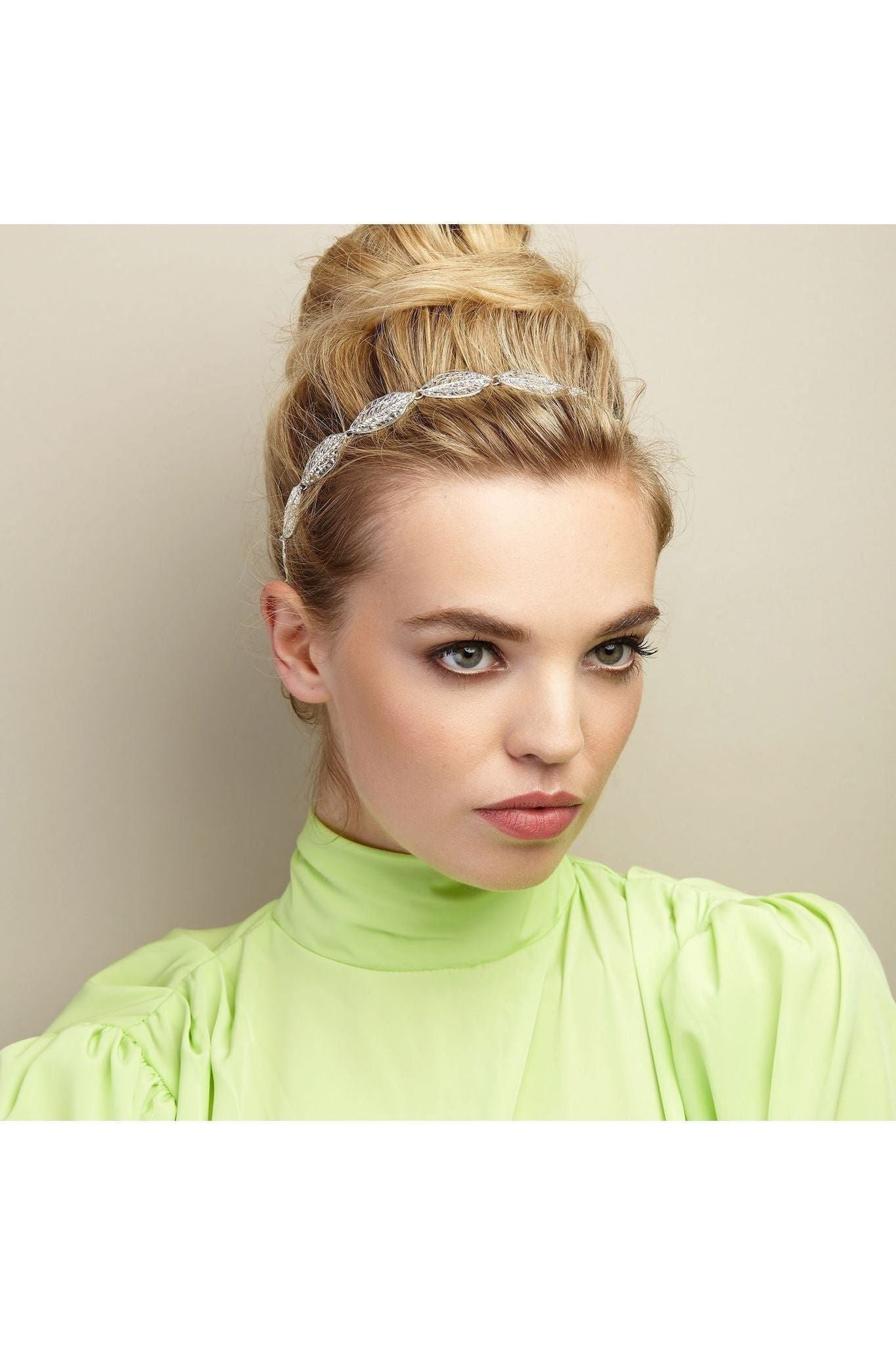 Leaf Headband With Elastic 5060801172431