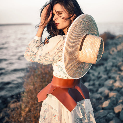 How Can I Look Stylish on the Beach?