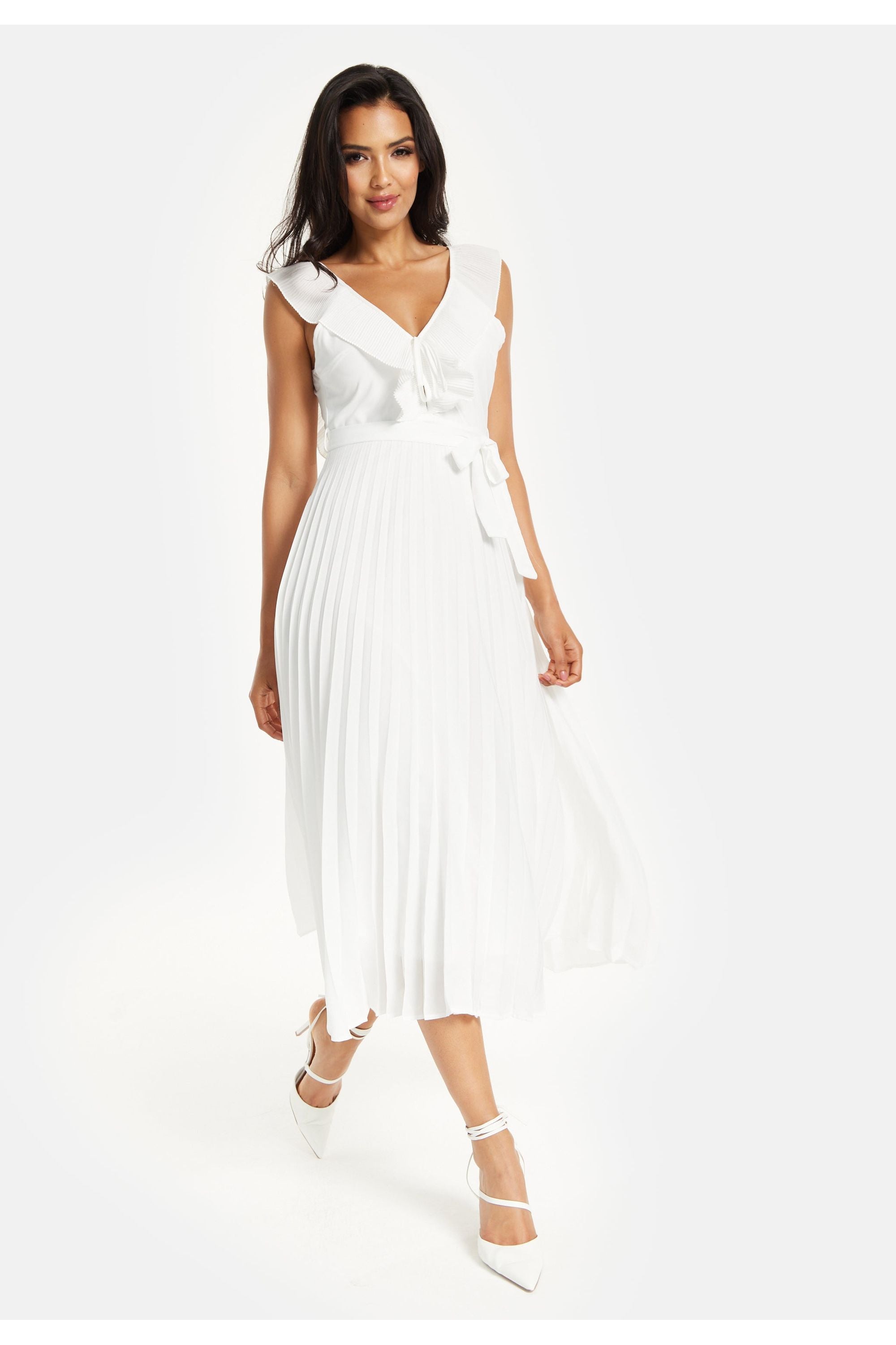 Frilled V Neck Sleeveless Pleated Maxi Dress In White MSL019