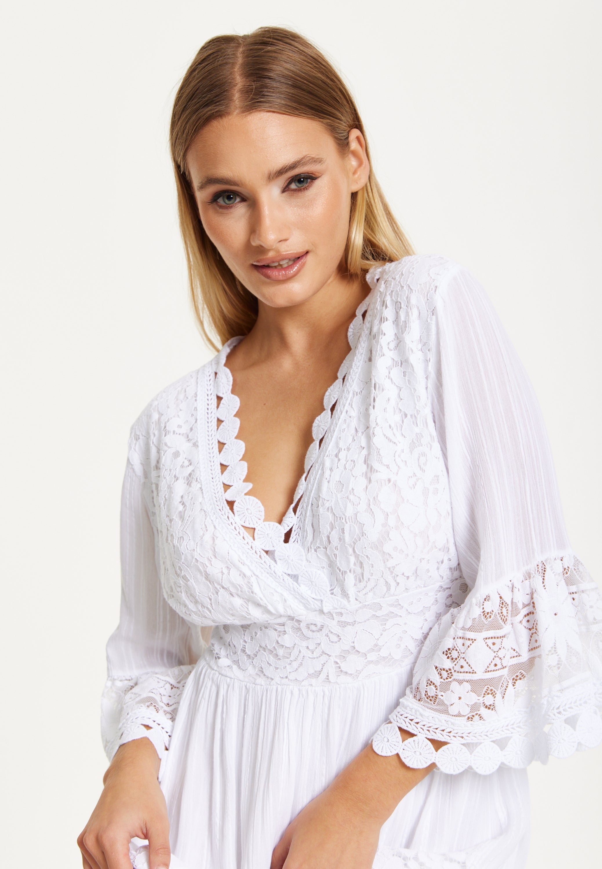White Lace Flared Sleeve Midi Dress 25SS0105002