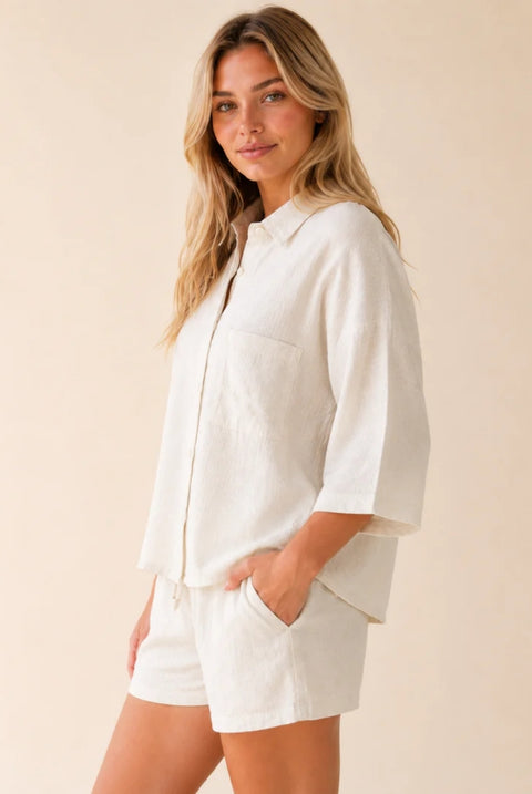 White Textured Linen Look Elasticated Waist Shorts Co-Ord by Avinci
