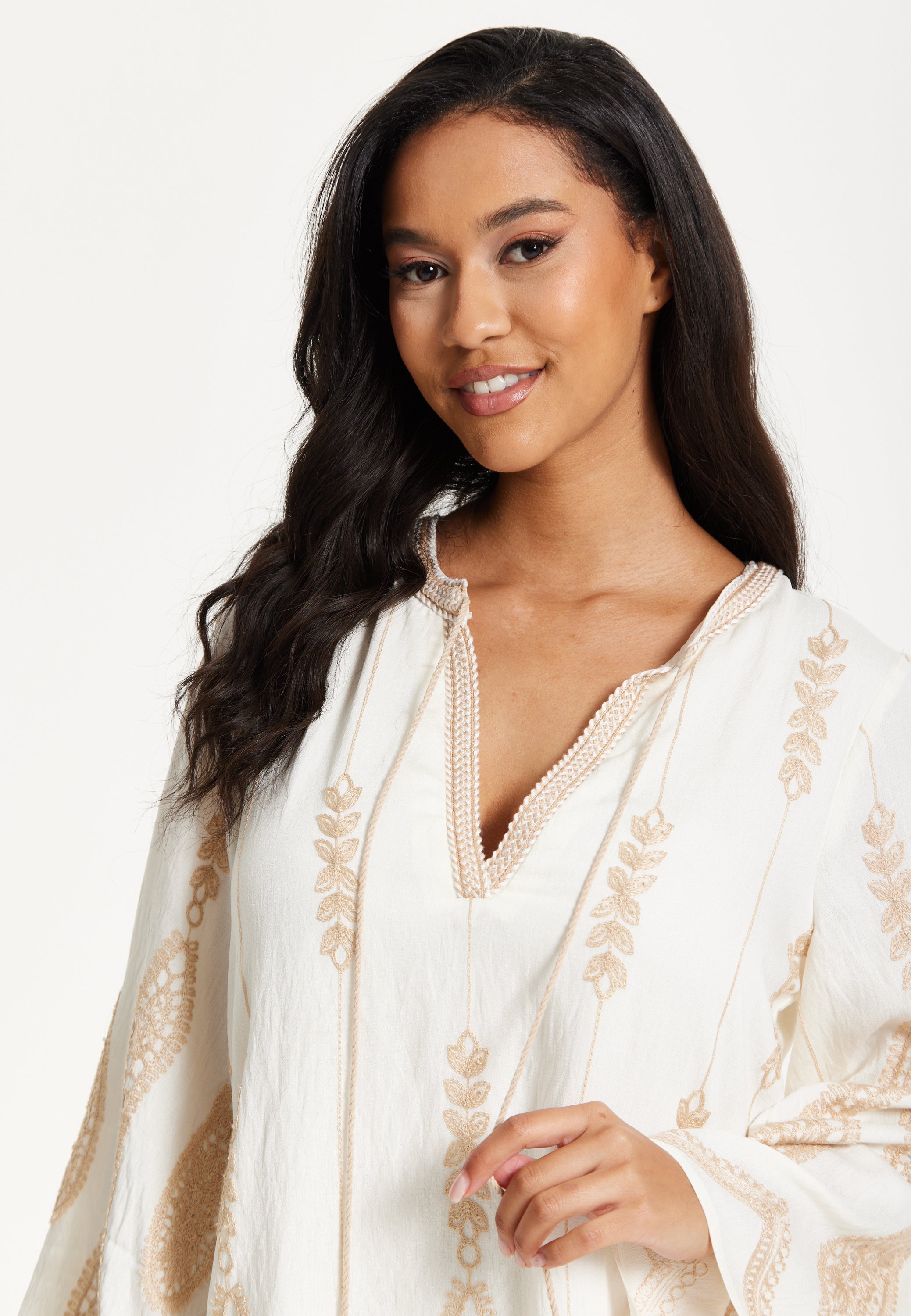 Ivory Embroidered Long Sleeve Dress 25SS8815002
