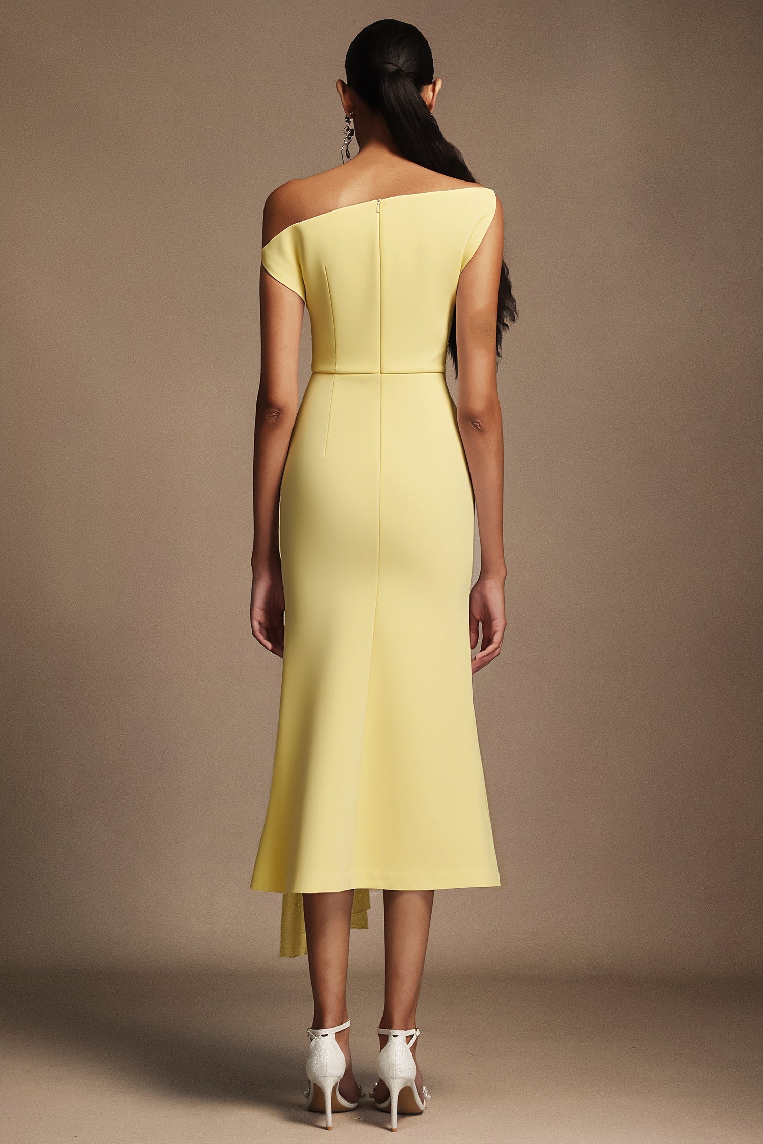 Paulina Oblique Shoulder Sleeveless Folds Yellow Midi Dress C250300341