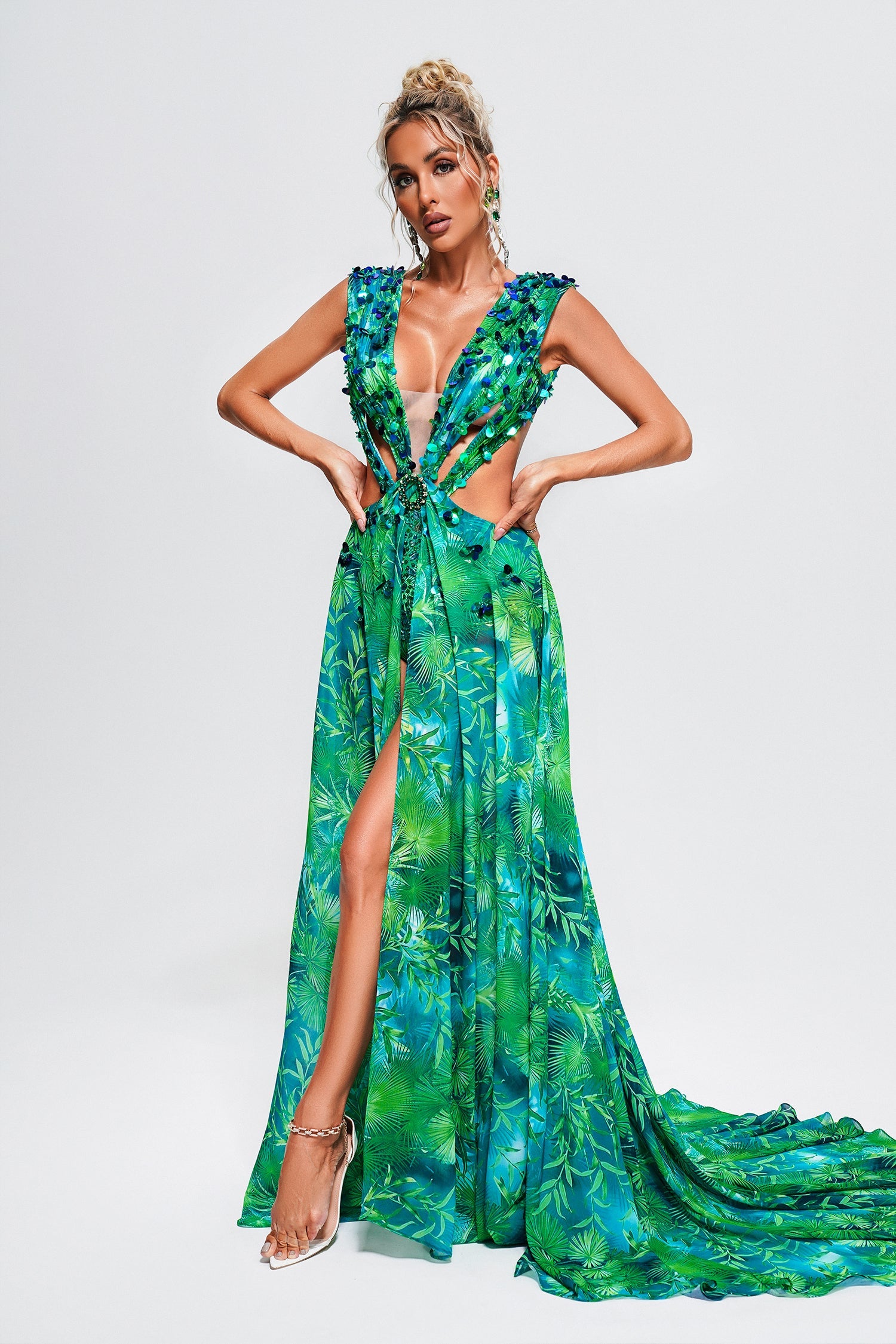 Yoland Printed Embellished Maxi Dress D230400239