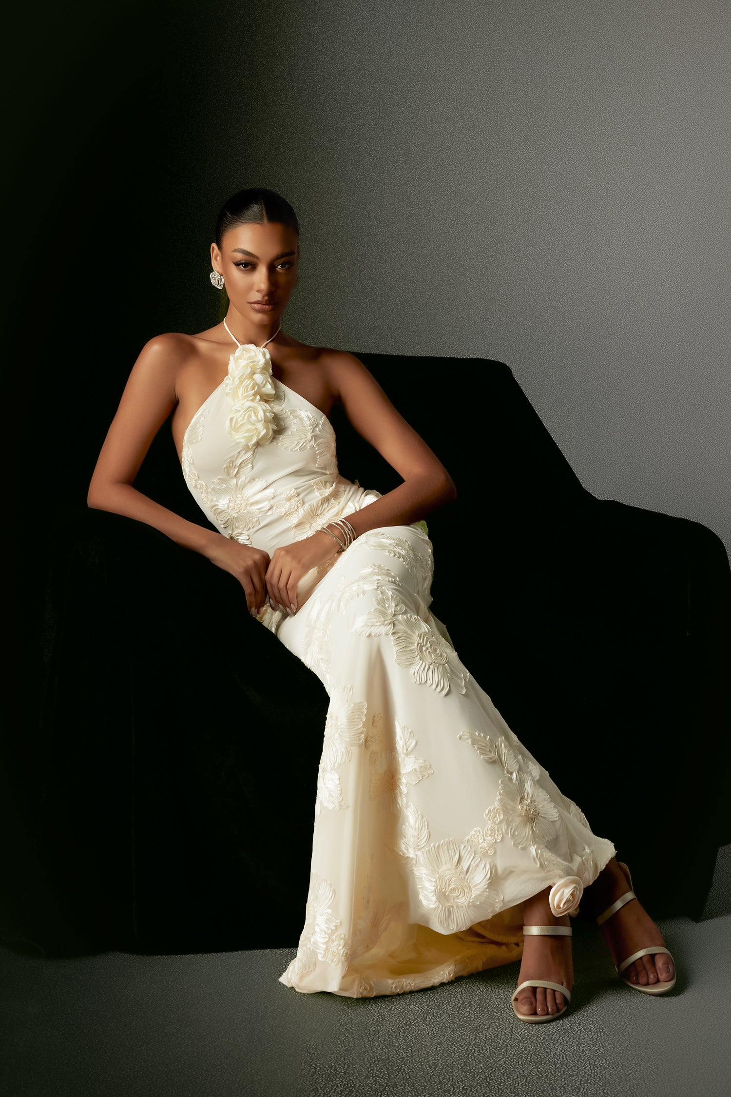 Griselda Flr Halter Embroidery Maxi Dress - White D240801140-White