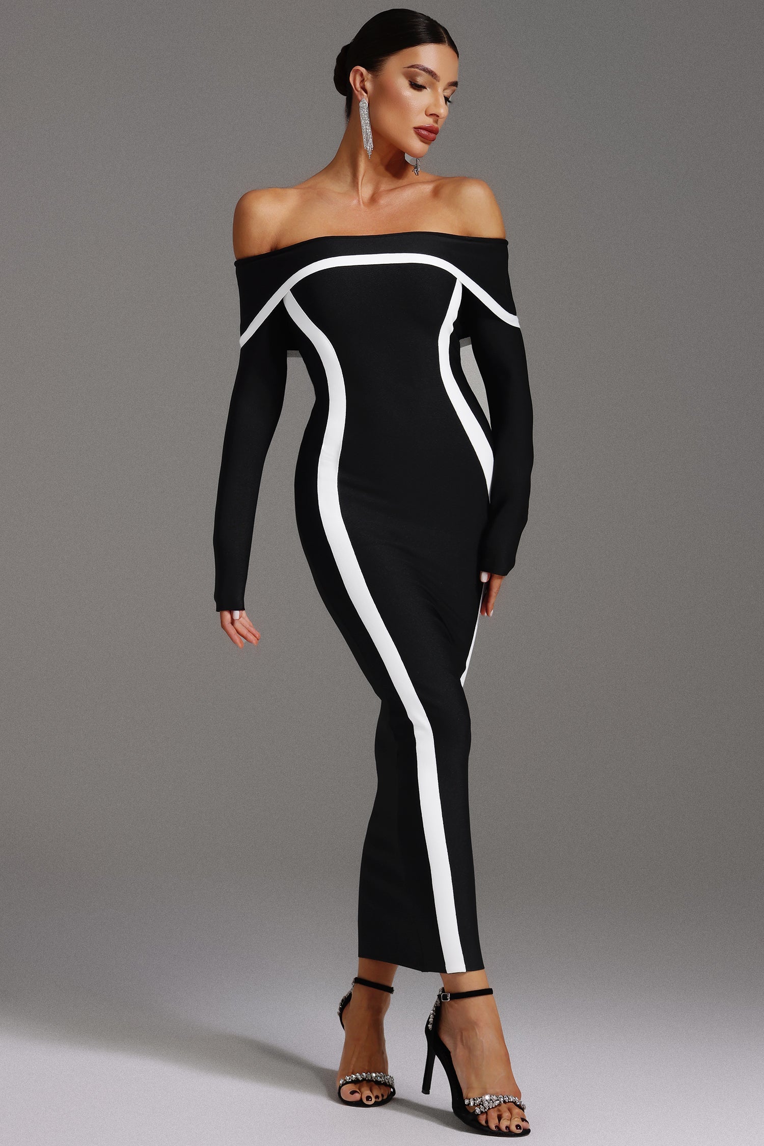 Hilda Off-the-Shoulder Long Sleeve Maxi Dress D250101234