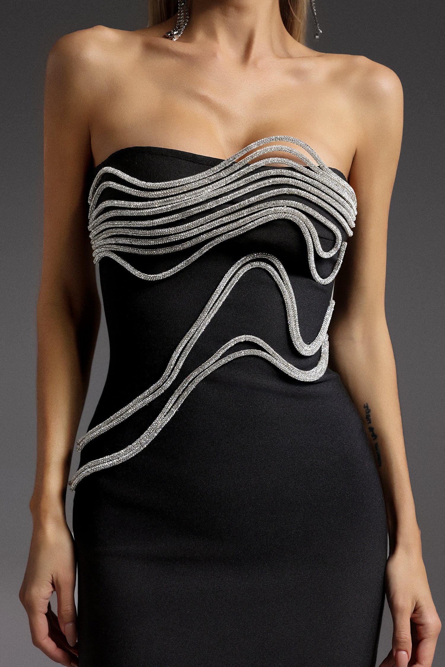 Oga Sleeveless Diamond Bandage Maxi Dress D250101207