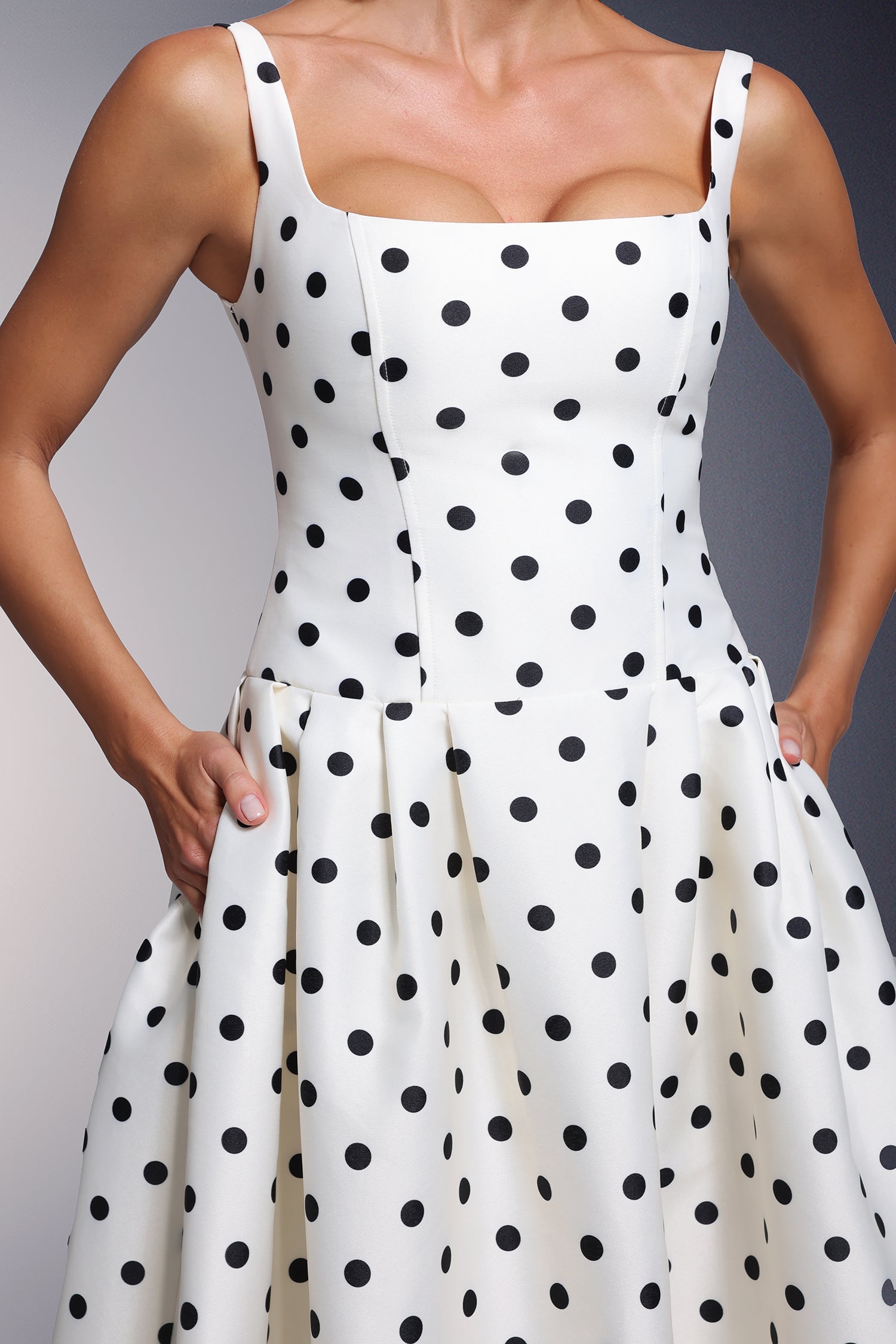 Zada Sleeveless Wave Point Maxi Dress D250501544