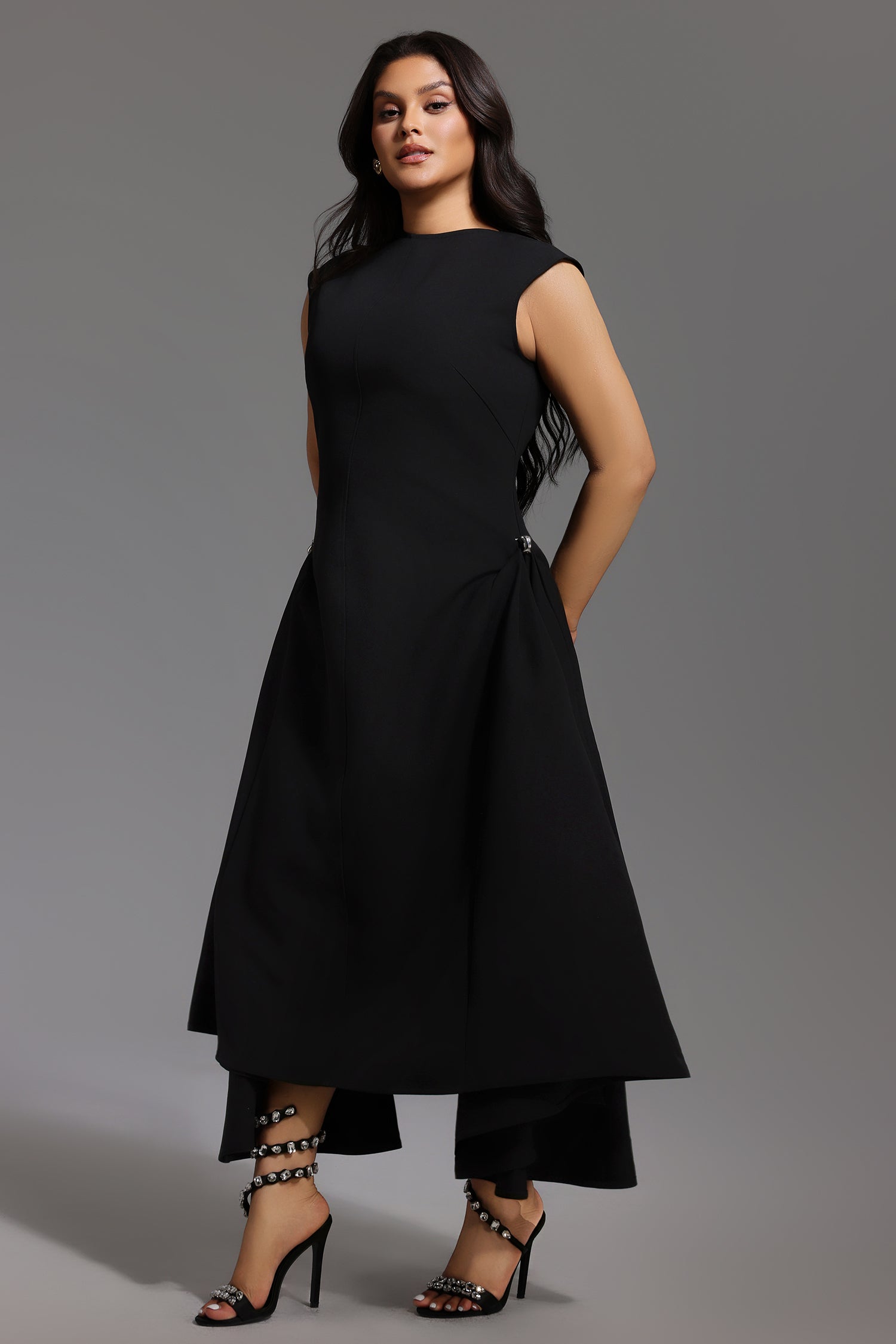 Paca Choker Sleeveless Maxi Dress D250101101