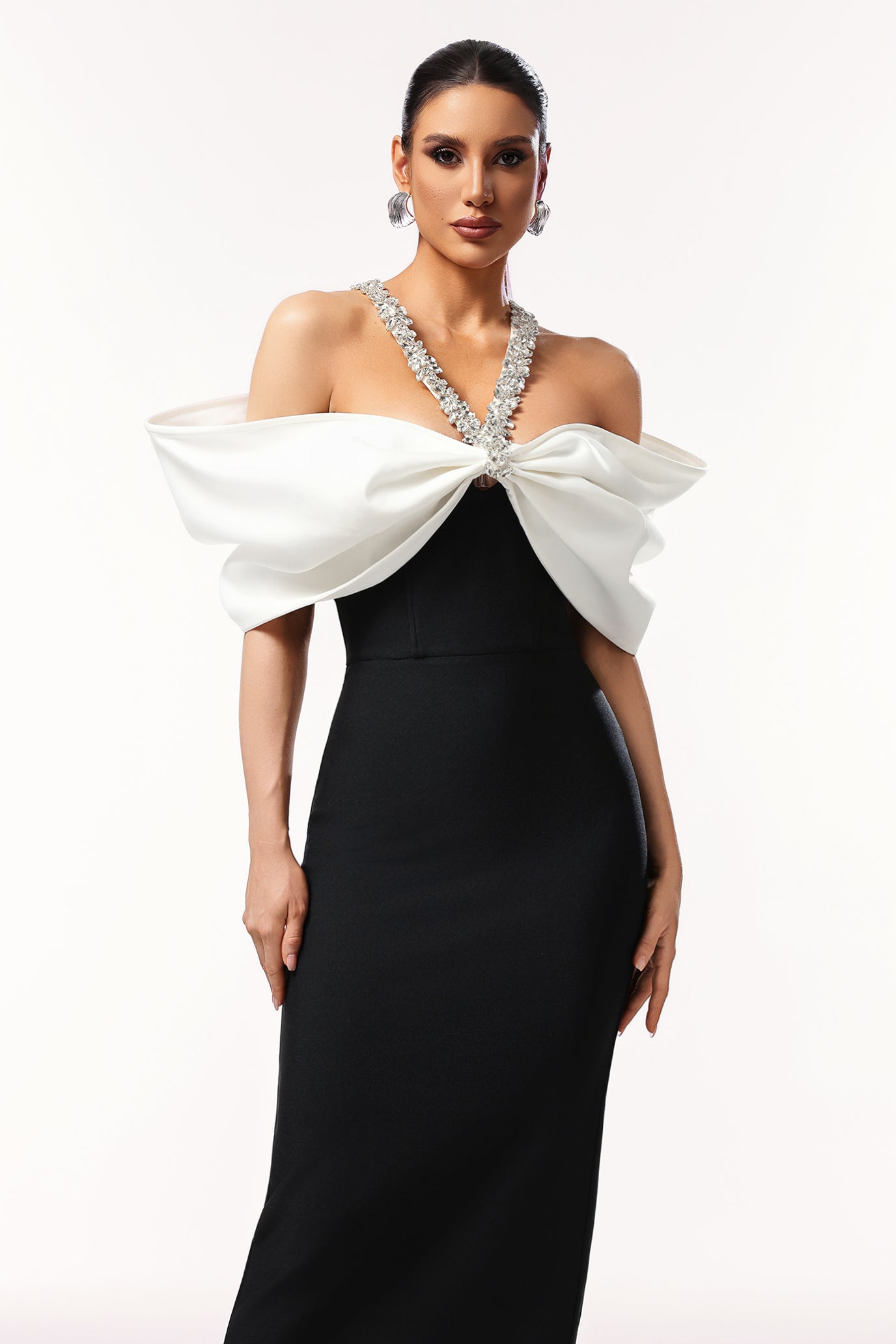 Lucifa Halter Sleeveless Bow Diamond Ribbon Bandage Maxi Dress D250301626