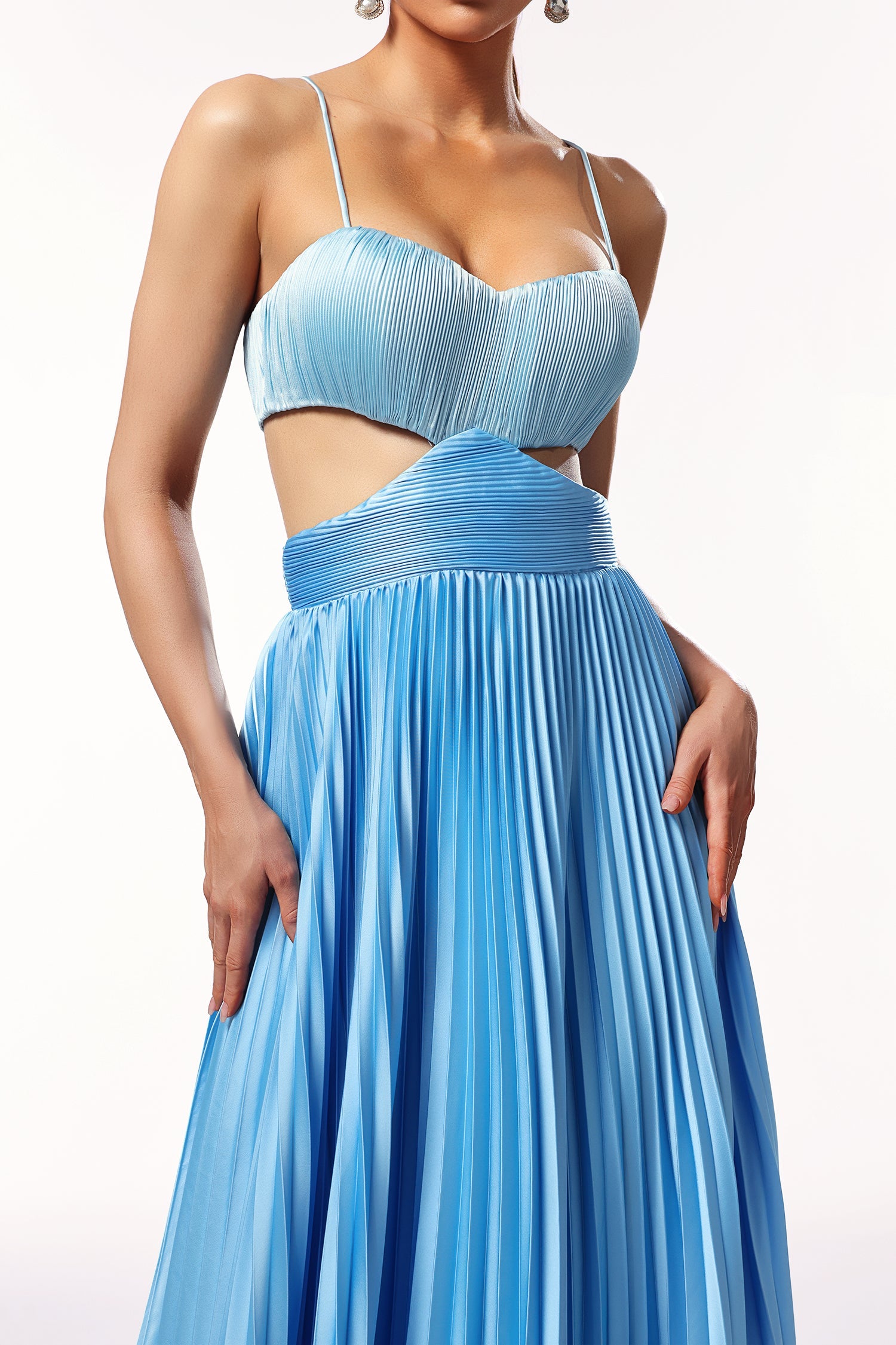 Moua Sleeveless Wrinkle Maxi Dress D250704403