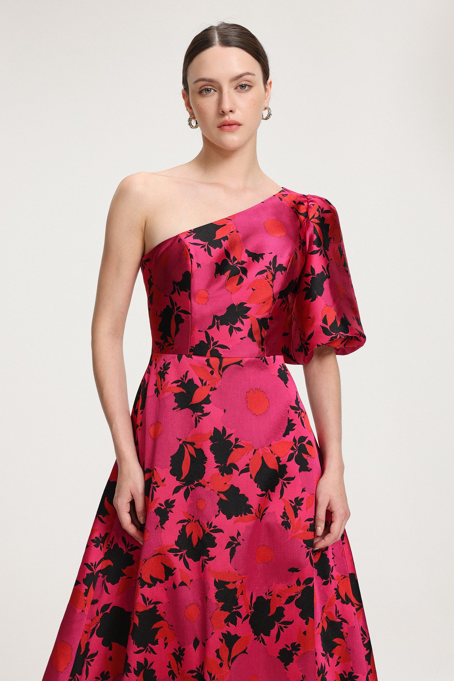 Floral Printed One Shoulder Satin Maxi Dress R2509TJ069