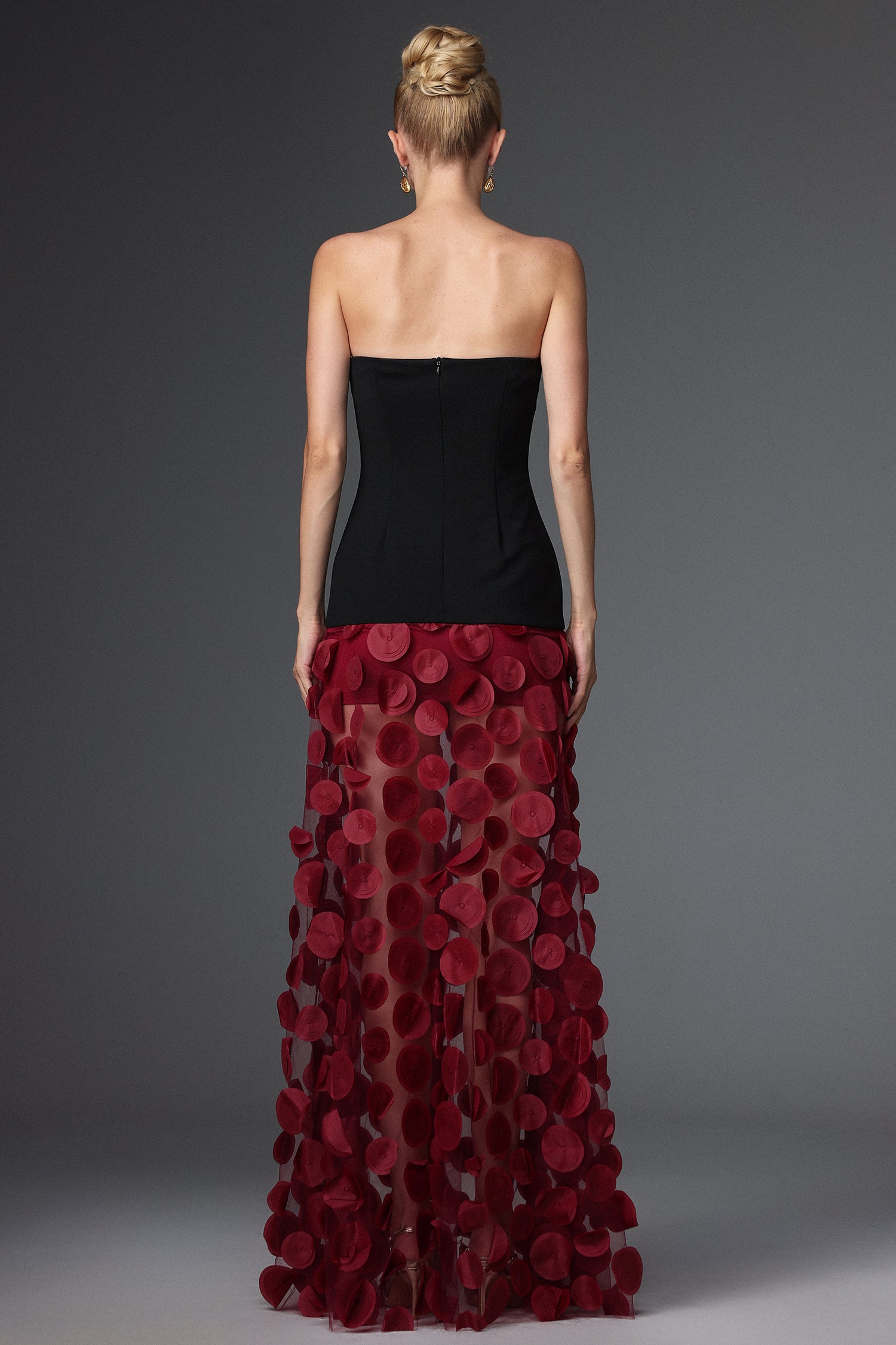 Falzer Sleeveless Netting Wafer Maxi Dress D250301510