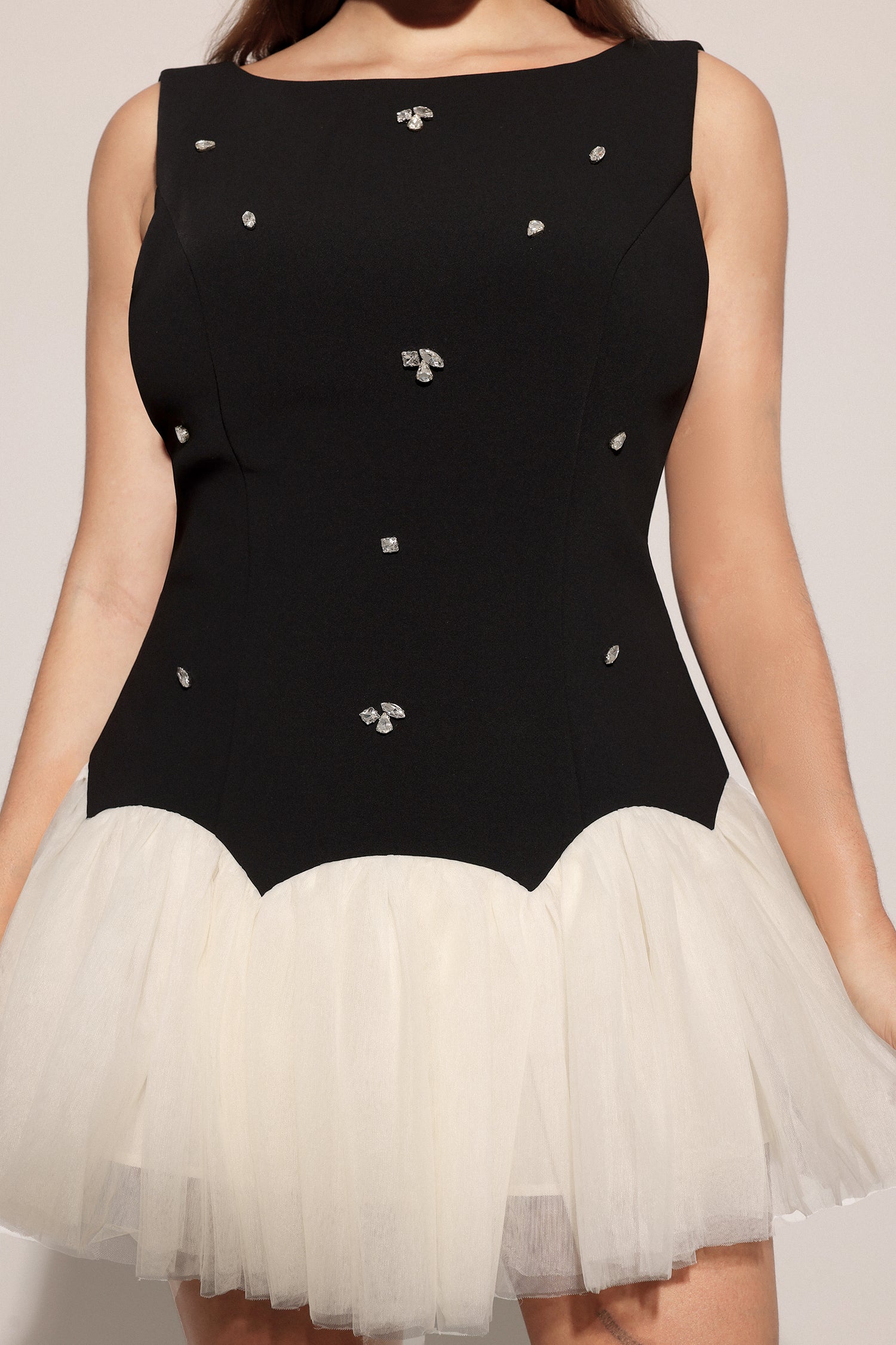 Salamo Sleeveless Diamond Mini Dress C250500034