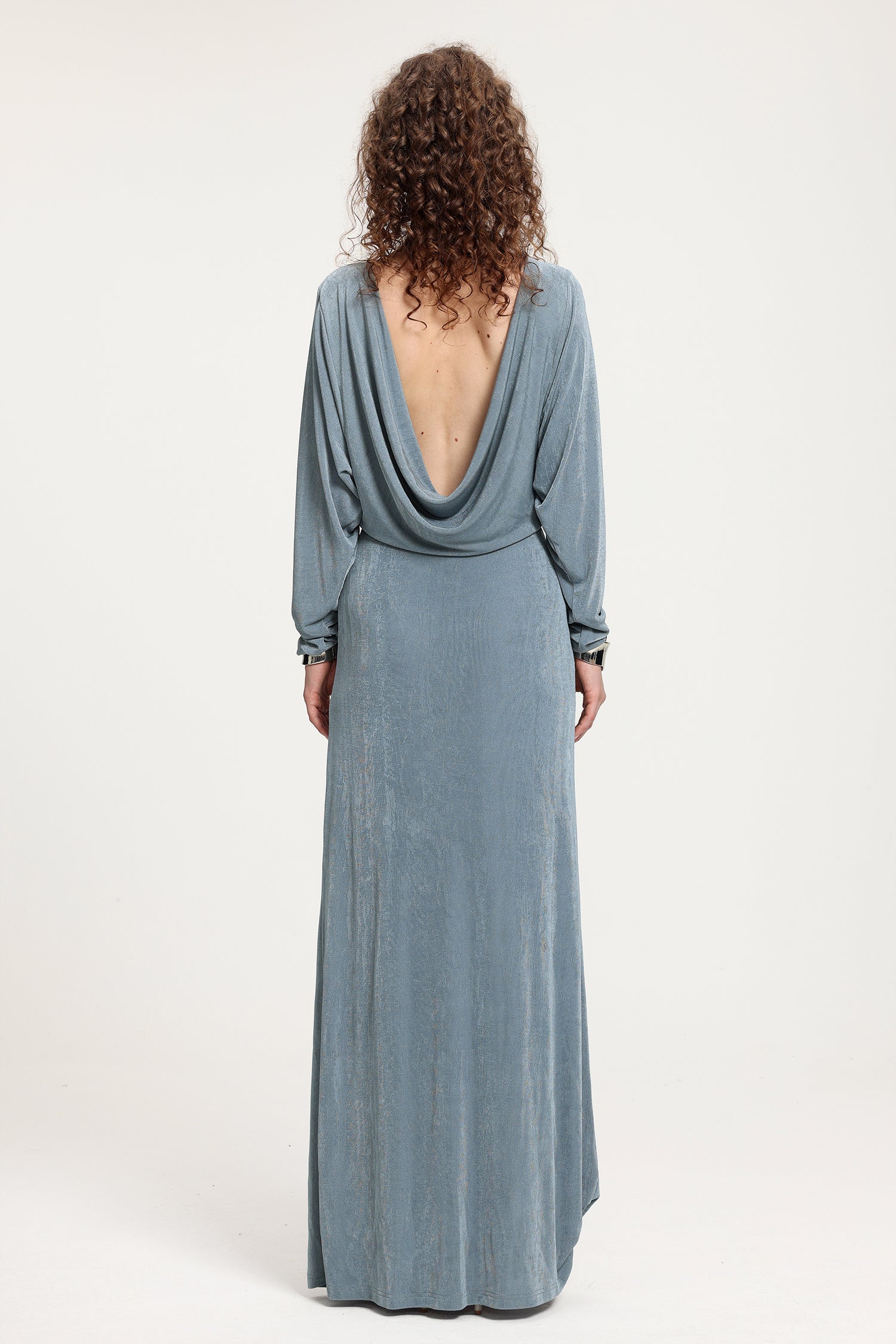 Boat Neck Dolman Sleeve Open-Back Maxi Dress R2510DT023