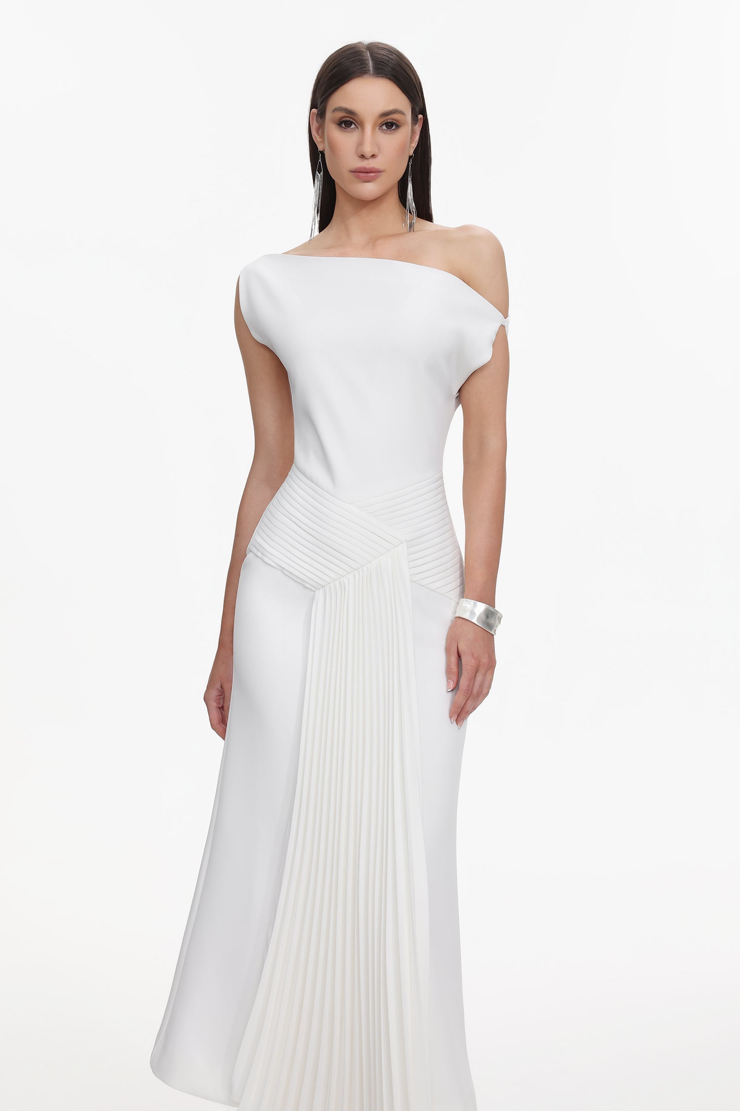 Paulina Oblique Shoulder Sleeveless Folds White Midi Dress C250300341