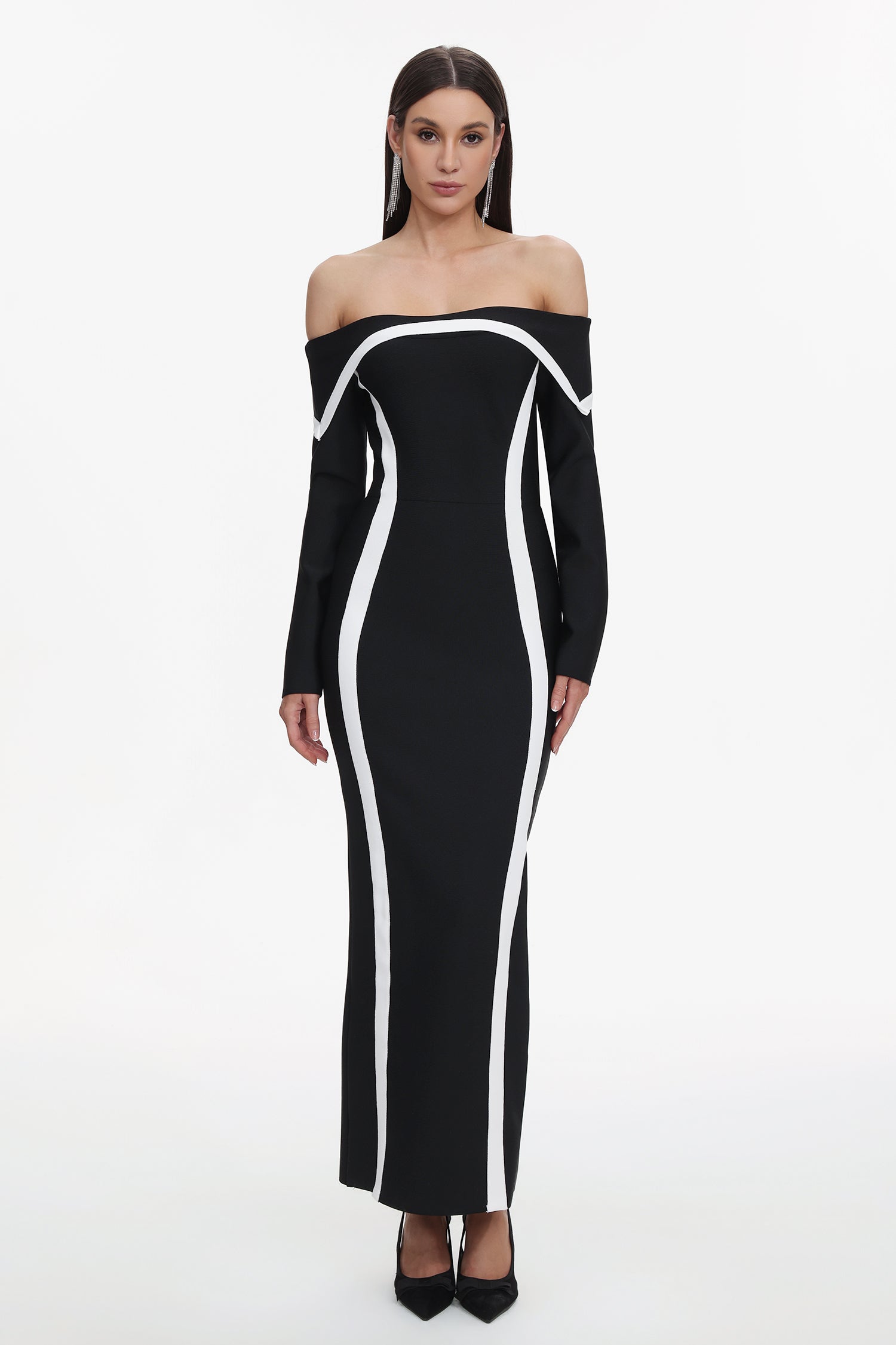 Hilda Off-the-Shoulder Long Sleeve Maxi Dress D250101234