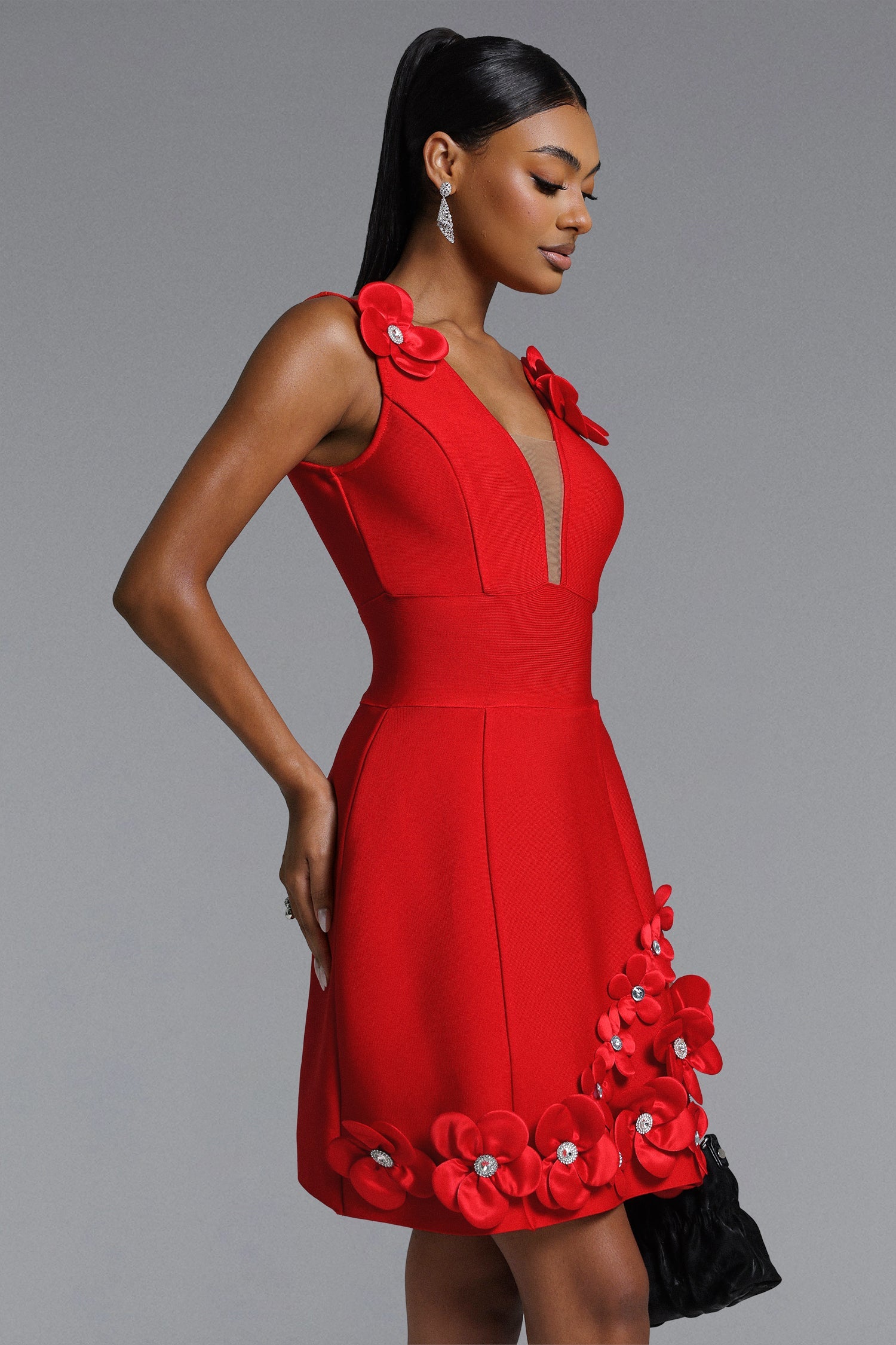 Juyce Romantic Contour Deep V Floral Bandage Mini Dress D260301622