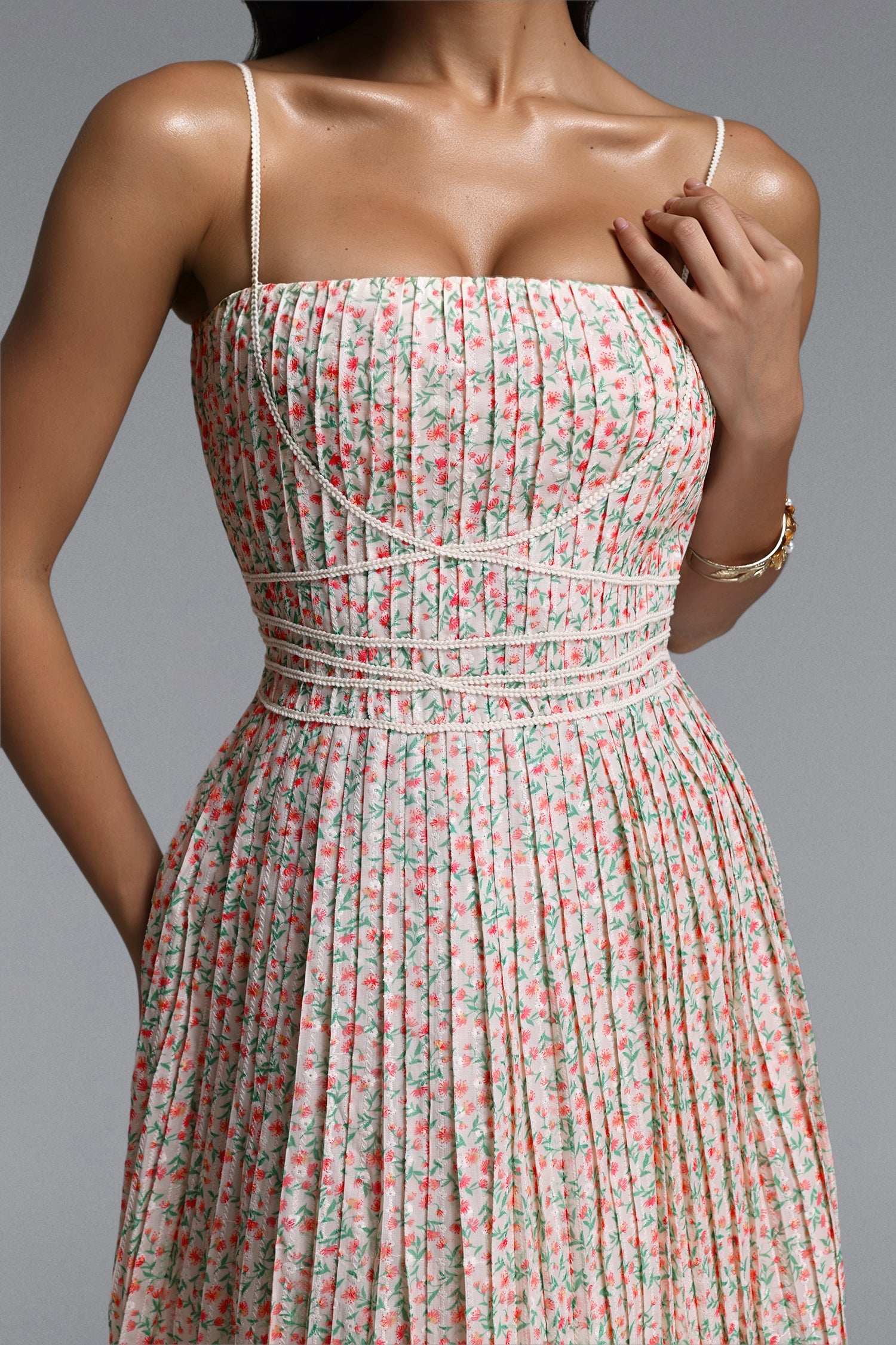 Modan Romantic Cinched Sleeveless Floral Print Pleated Woven Mini Dress C260400059