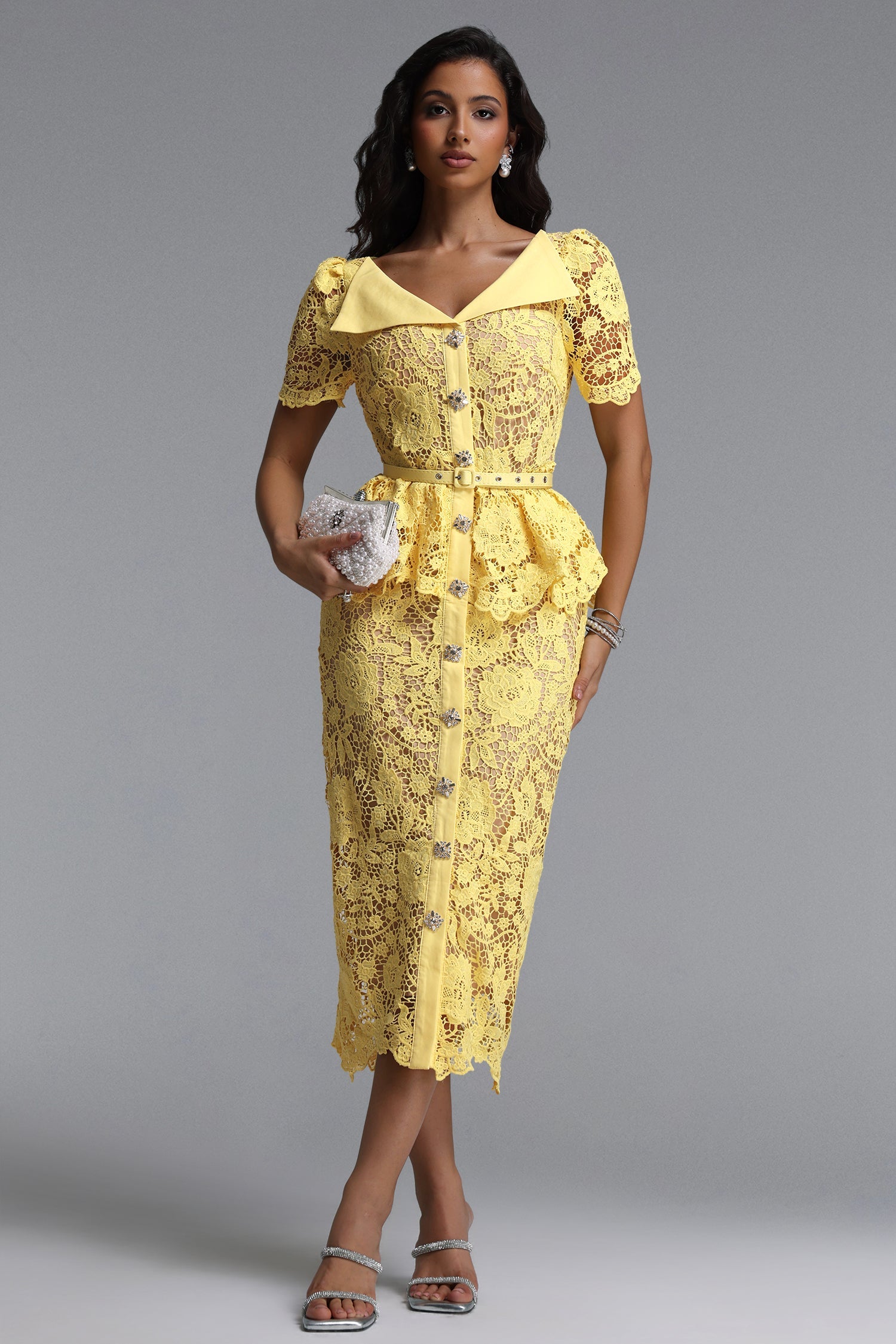 Quinn Elegant Cinched Short Sleeve Floral Lace Maxi Dress C260400088