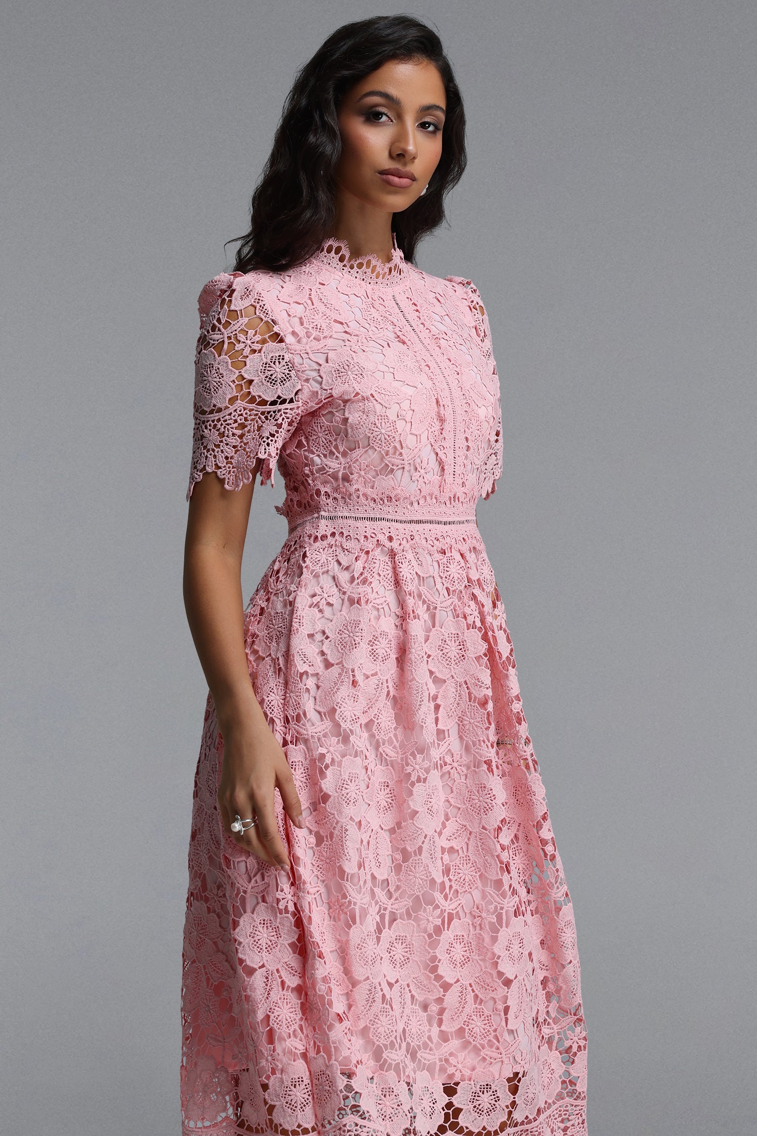 Valema Resort Flowy Short Sleeve Floral Lace Midi Dress C260400094