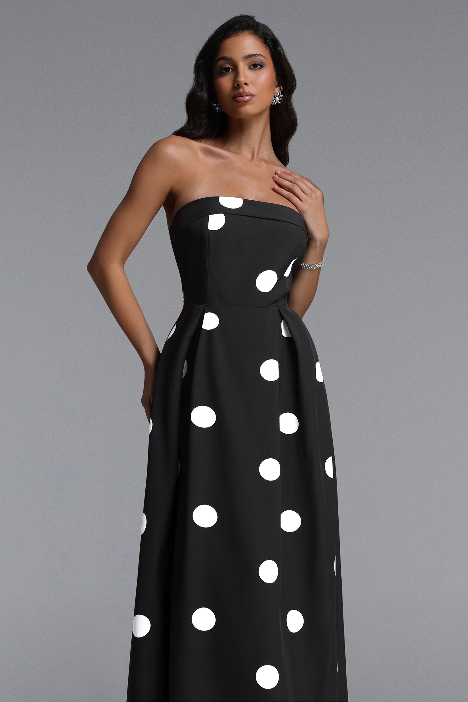 Marley Elegant Tailored Sleeveless Polka Dot Woven Maxi Dress C260400062