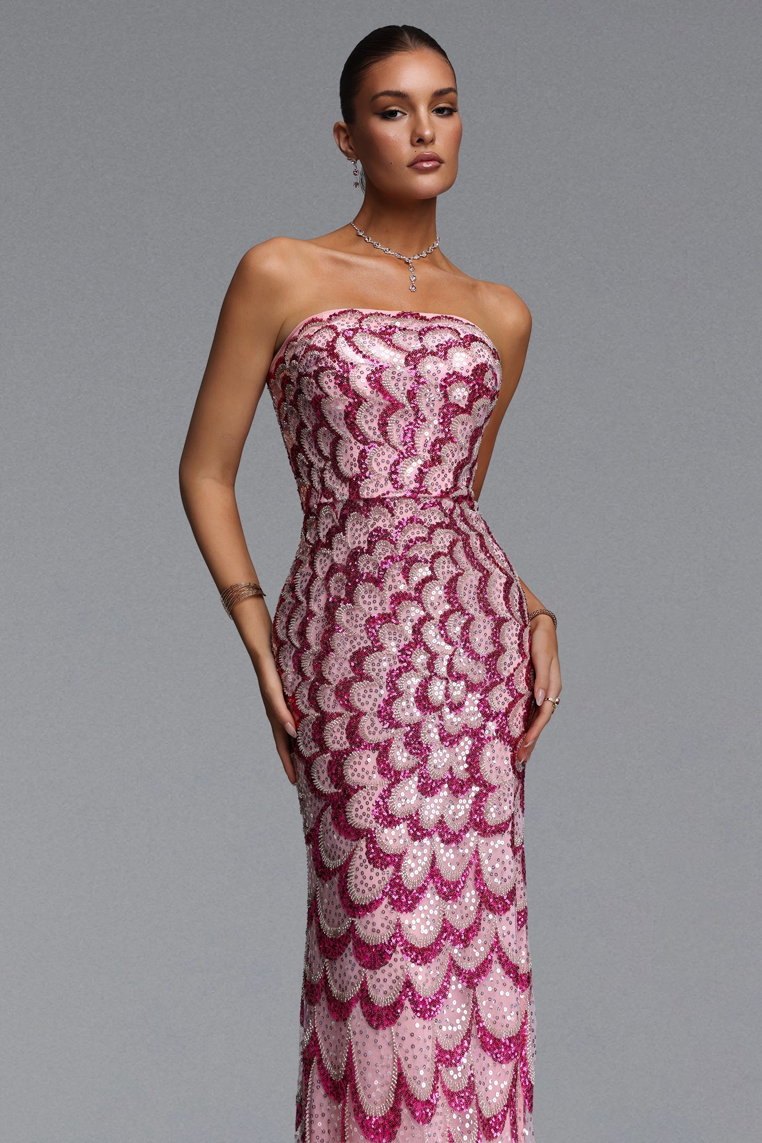 Facia Romantic Contour Strapless Sequin Maxi Dress D260501562