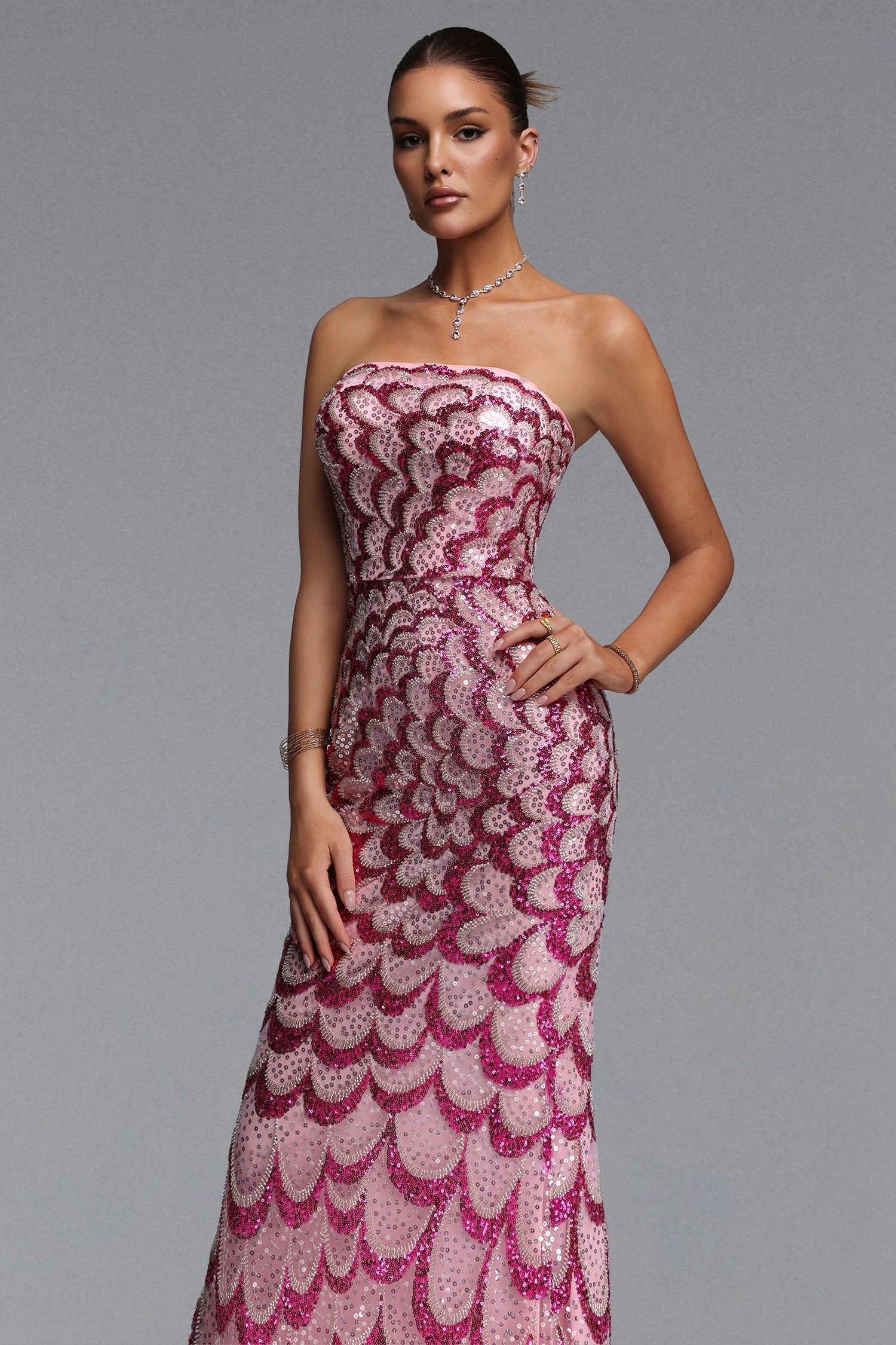 Facia Romantic Contour Strapless Sequin Maxi Dress D260501562