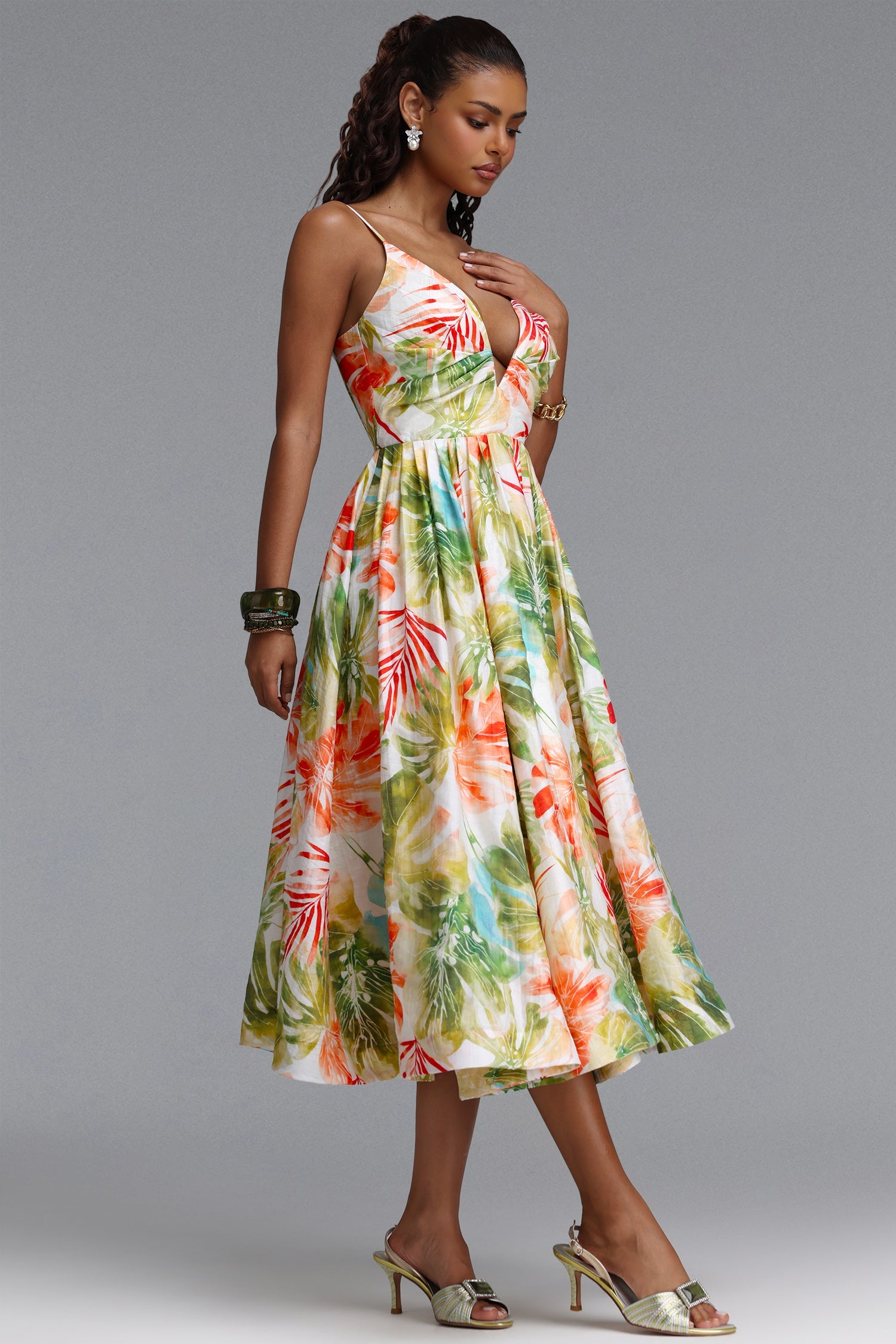 Kamaria Romantic Cinched V Neck Spaghetti Strap Ruched Floral Print Woven Maxi Dress C260405101