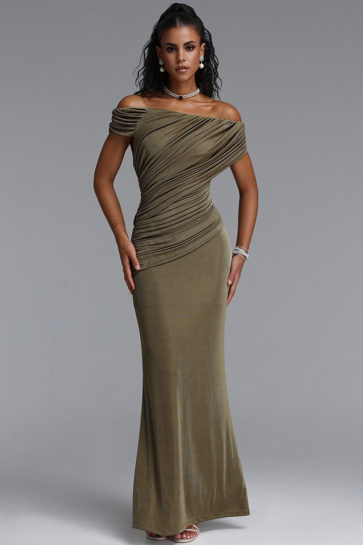 Slaia Minimalist Off Shoulder Diagonal Ruched Knit Maxi Dress D260801329