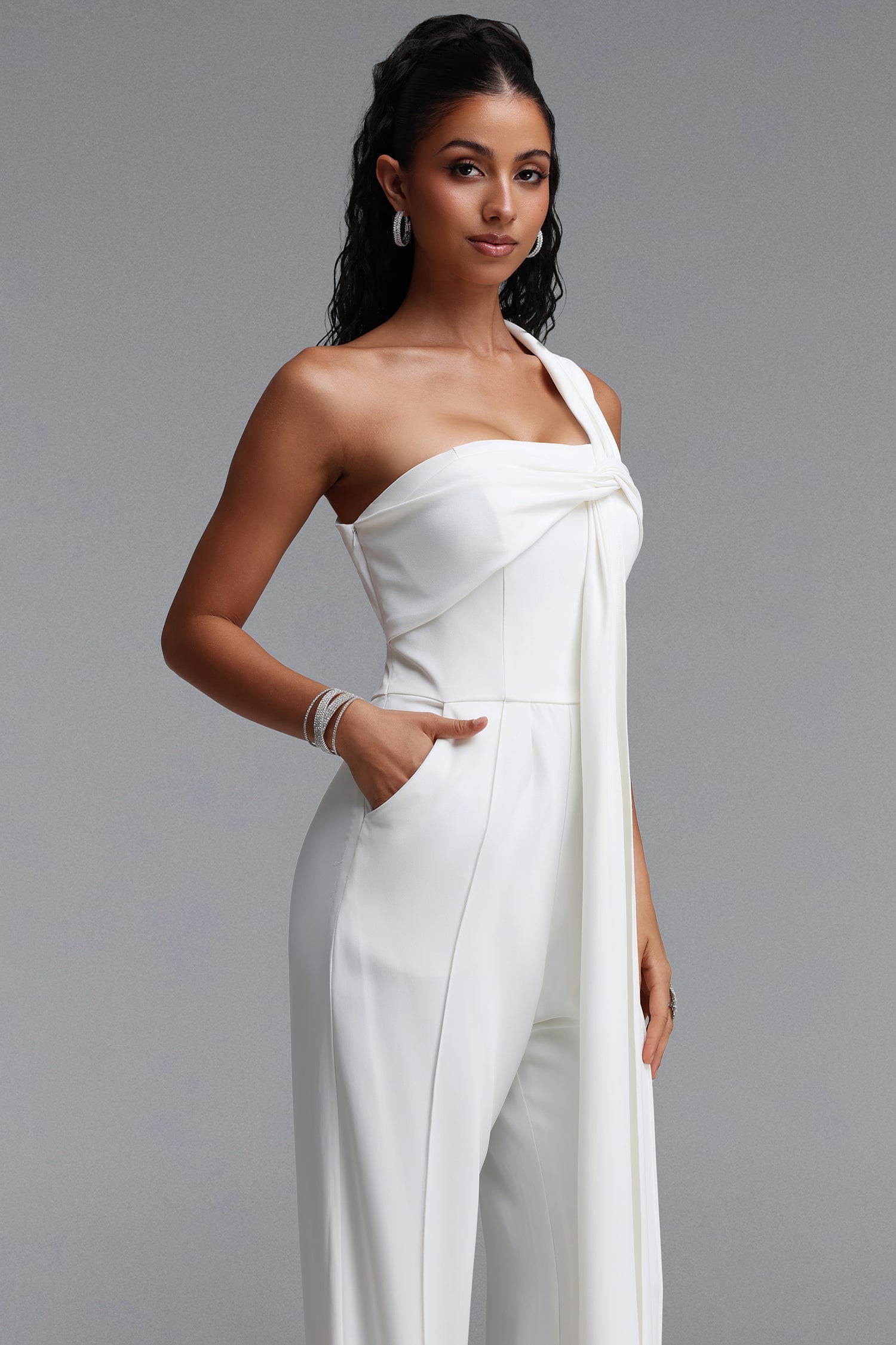 Lexy Elegant One Shoulder Knot Pleated Long Jumpsuit D260404402