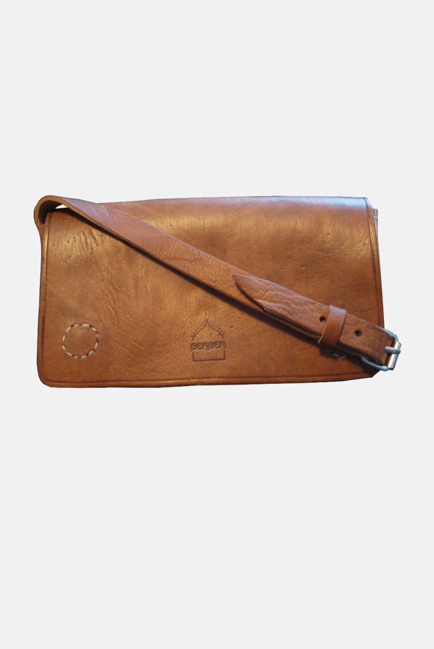 The Kenitra Shoulder Bag In Tan 2201