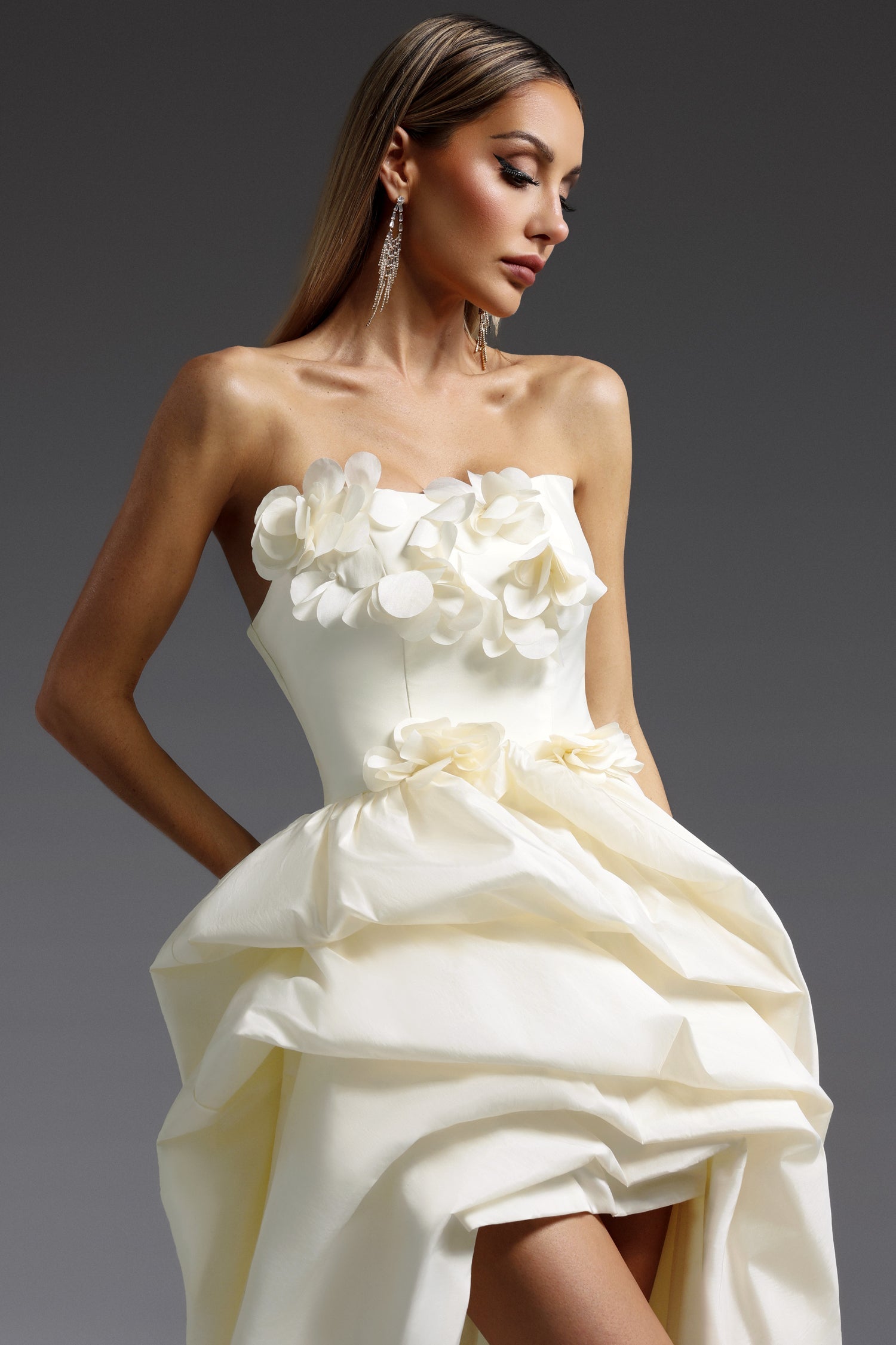 Tabitha Sleeveless Flowers Trailing Maxi Dress D250201514