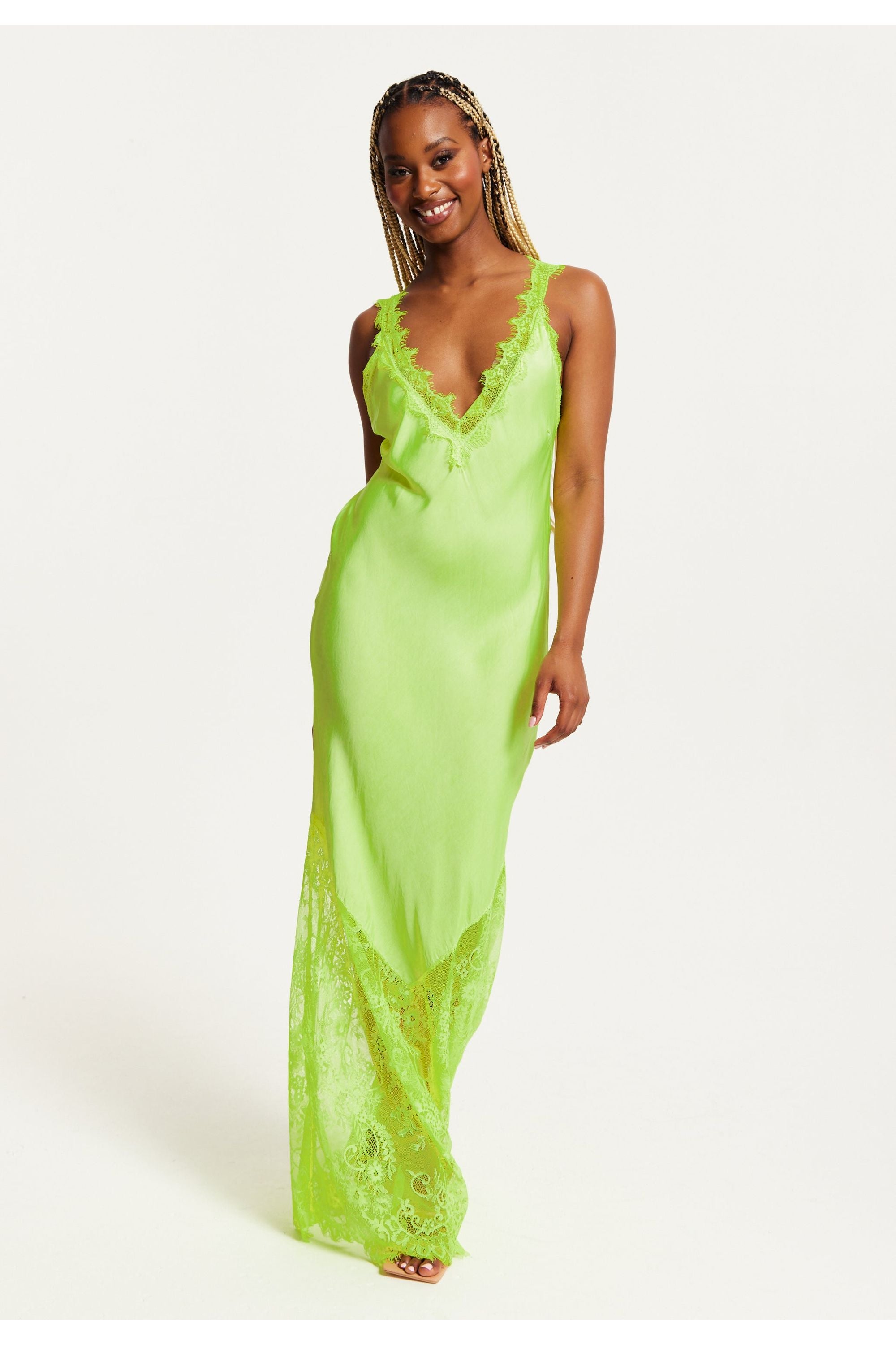 Lace Detailed V Neck Maxi Dress In Bright Yellow UAL01400