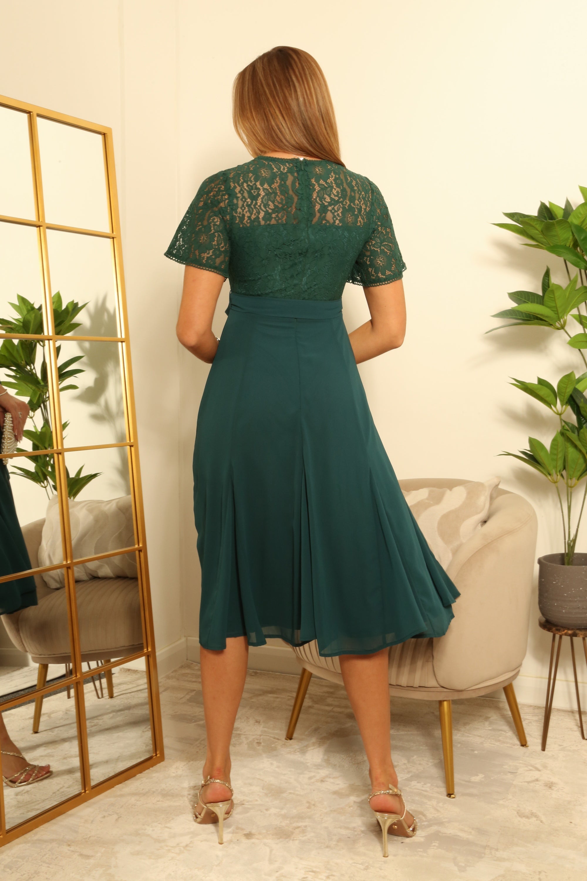 Lace Top Chiffon Godet Dress DR0000611