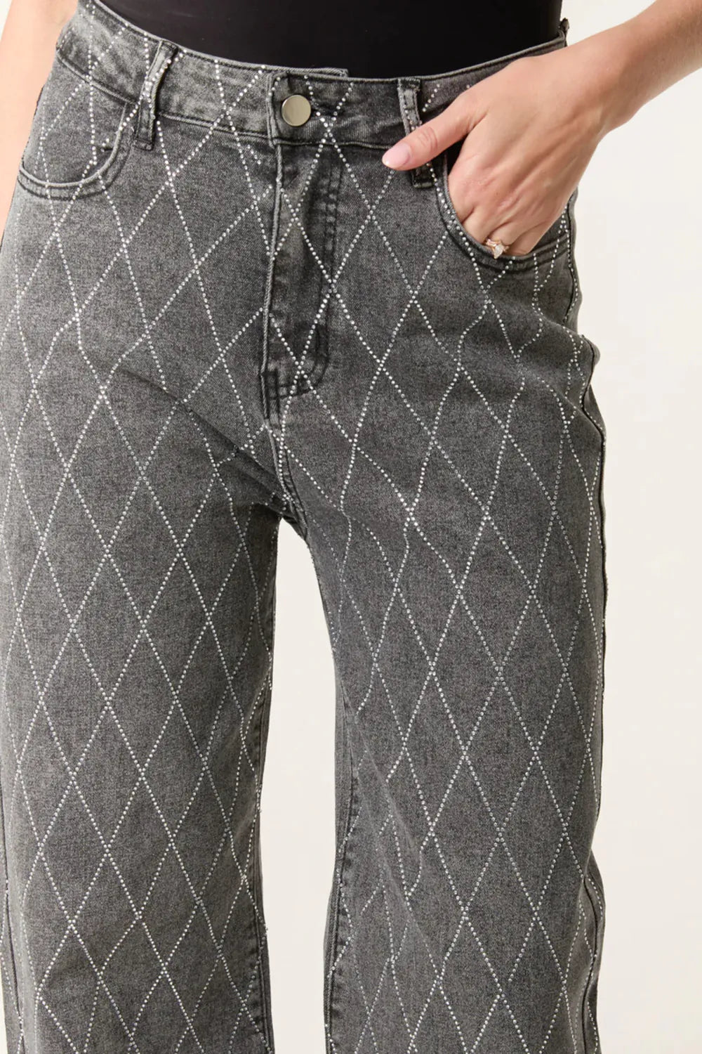 Black Wash Diamond Embellished Straight Leg Jeans ALST2370314